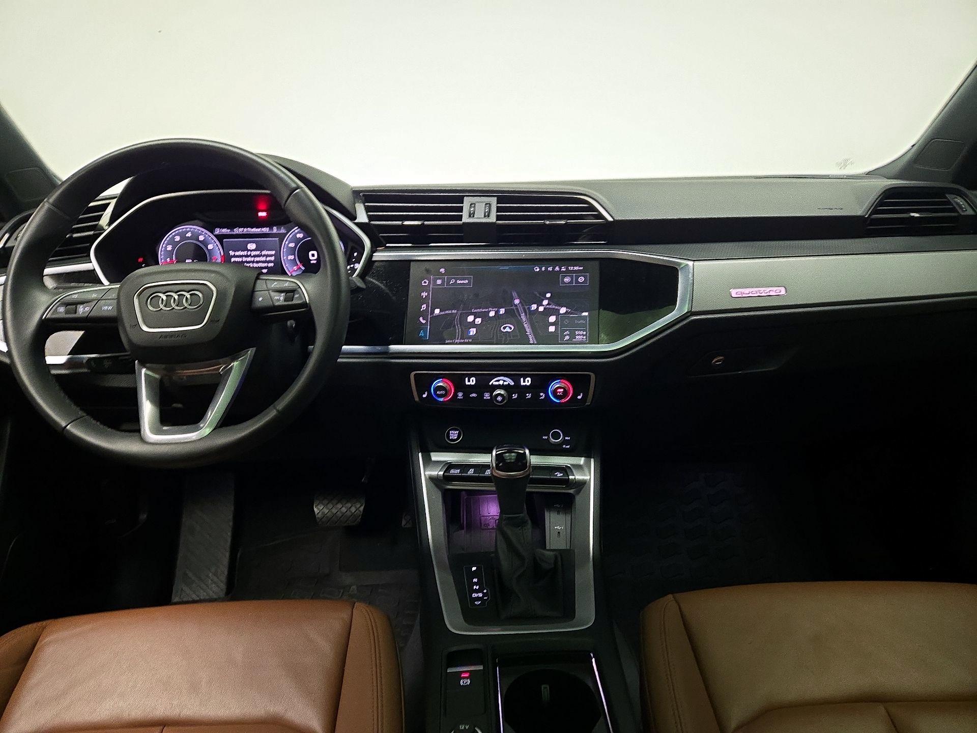 Thumbnail: 2024 Audi Q3 - 9