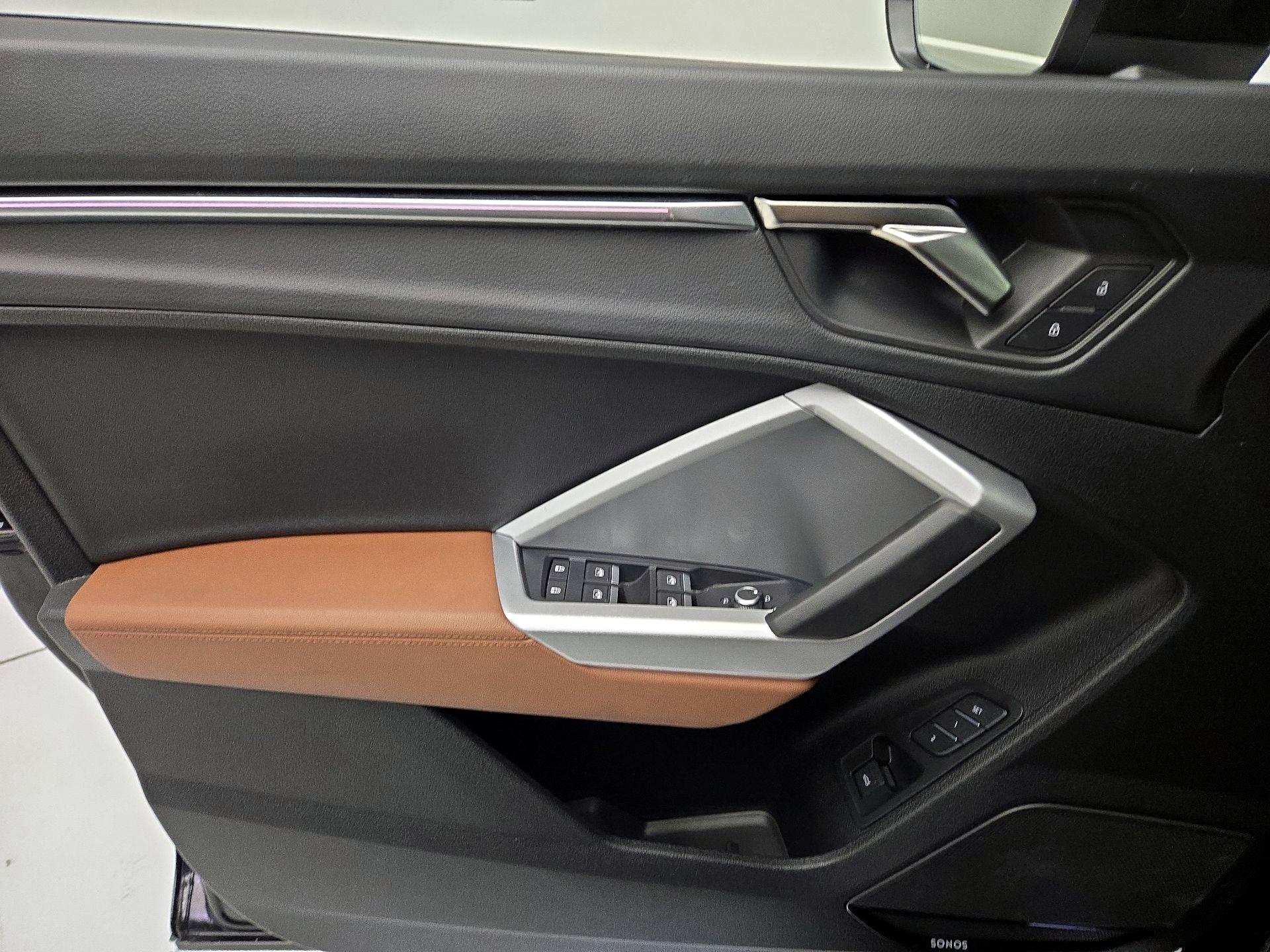 Thumbnail: 2024 Audi Q3 - 12