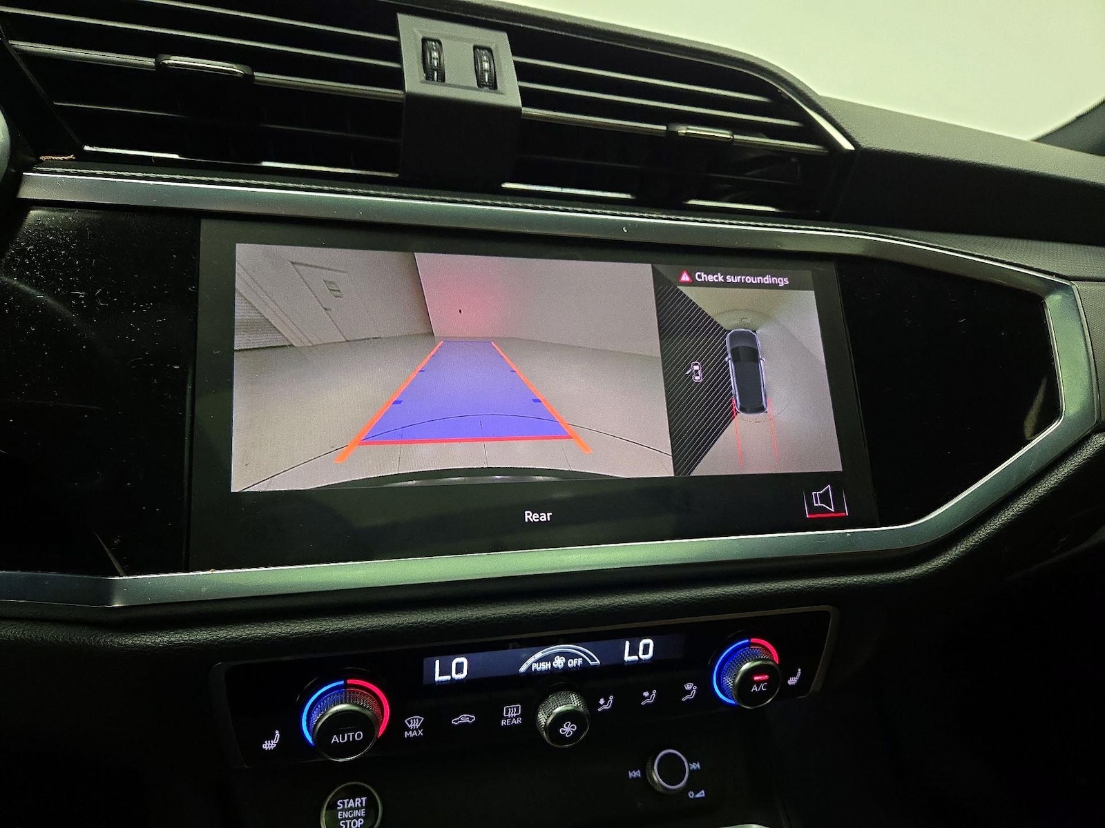 2024 Audi Q3 S Line Premium Plus - Photo 16