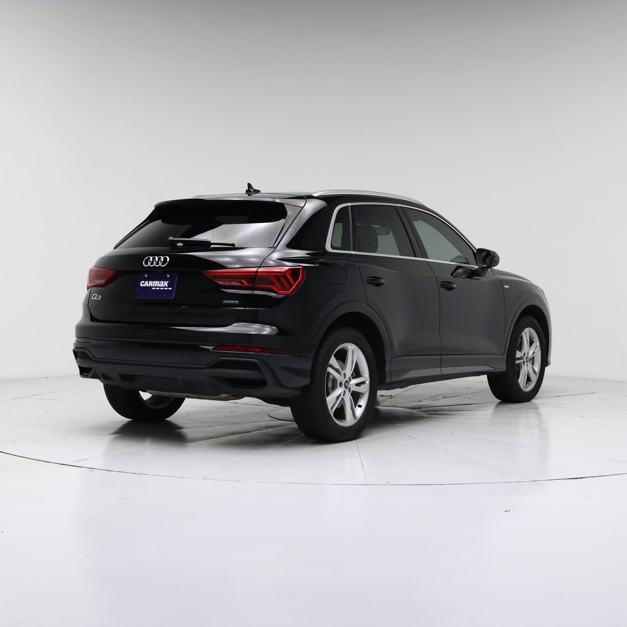 Thumbnail: 2024 Audi Q3 - 8