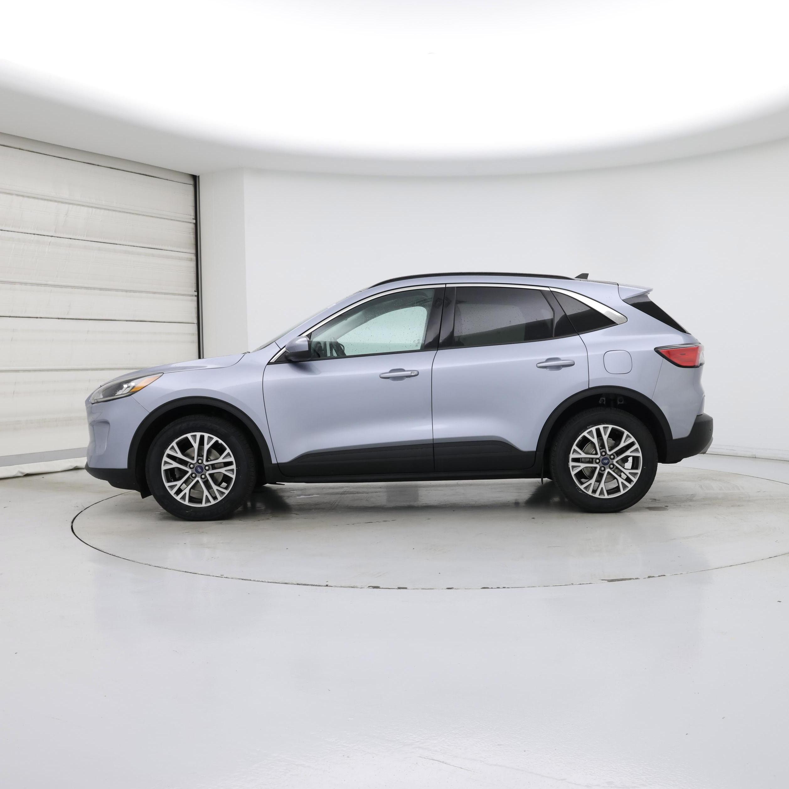 Thumbnail: 2022 Ford Escape - 3