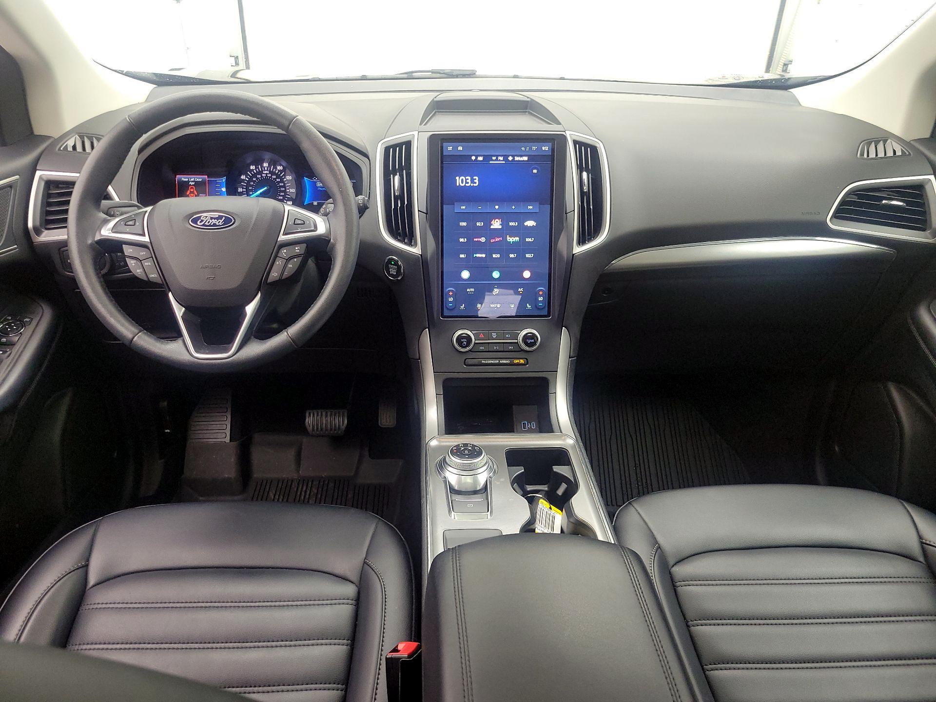 Thumbnail: 2022 Ford Edge - 9