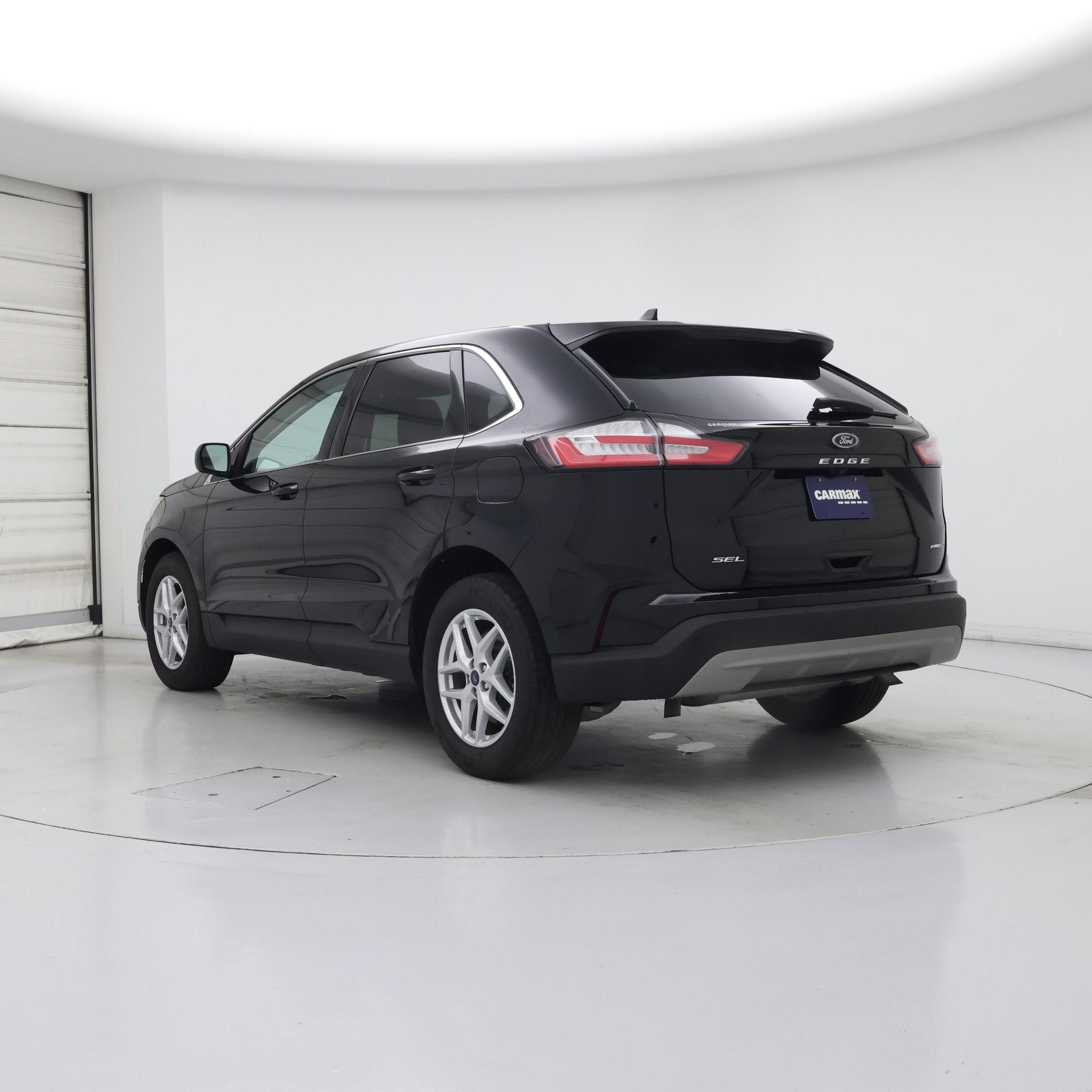 Thumbnail: 2022 Ford Edge - 2