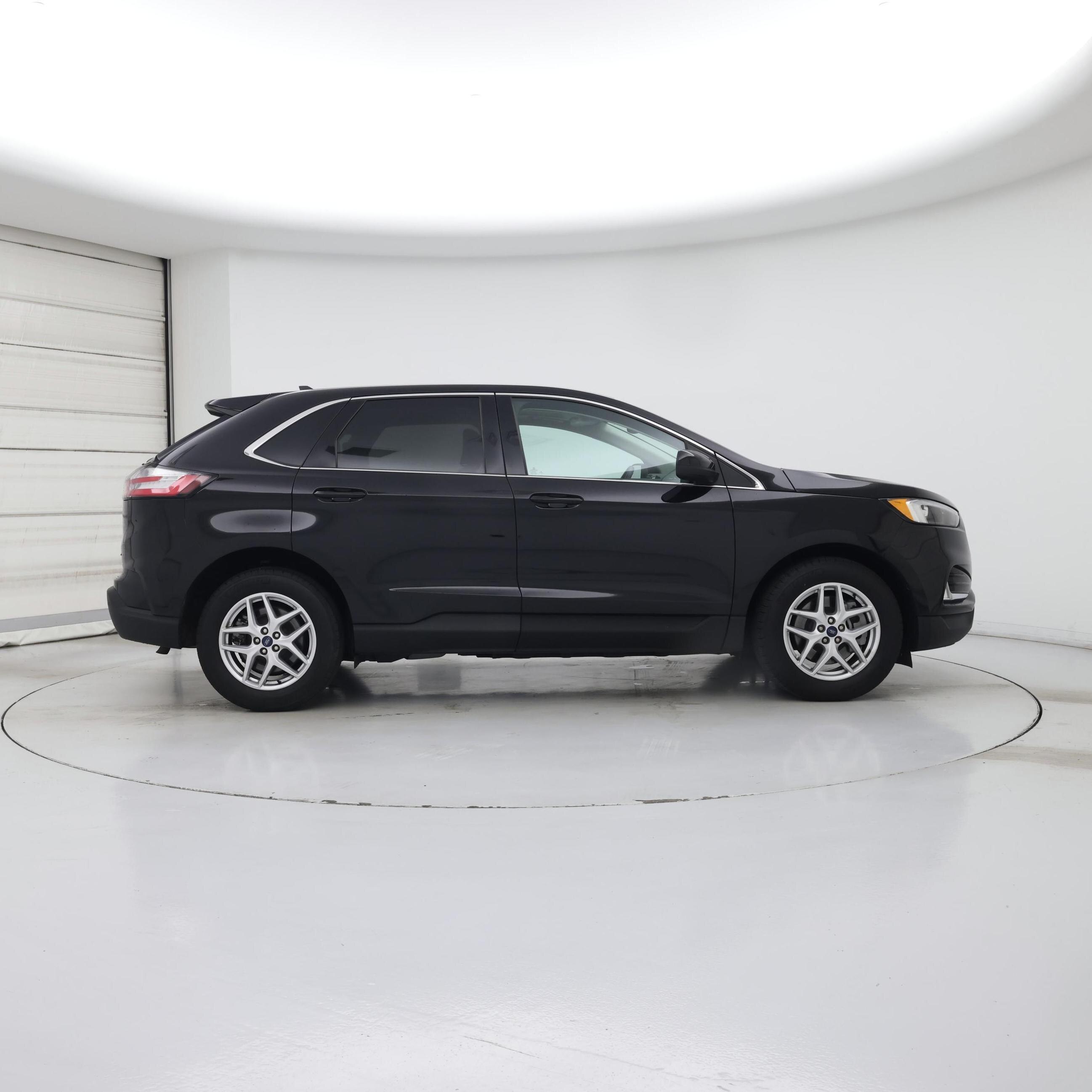Thumbnail: 2022 Ford Edge - 7