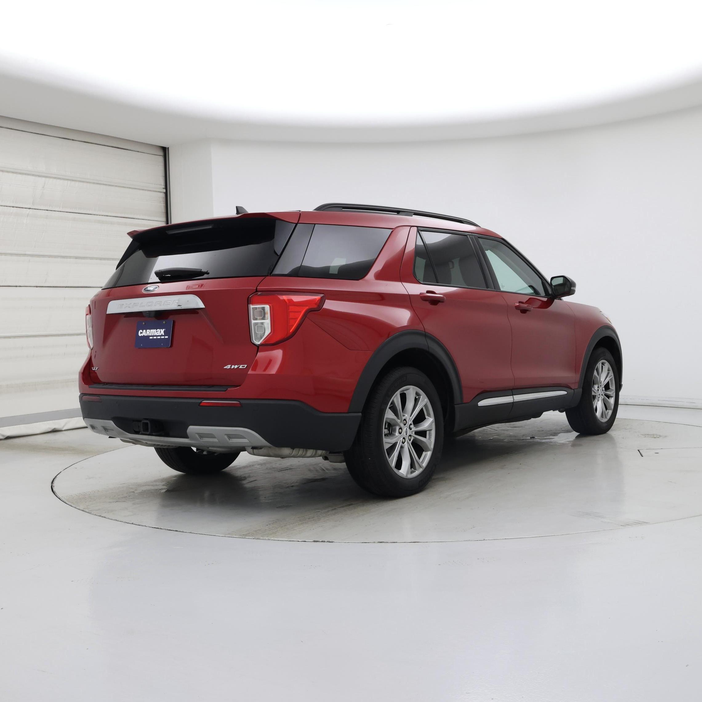 Thumbnail: 2023 Ford Explorer - 8