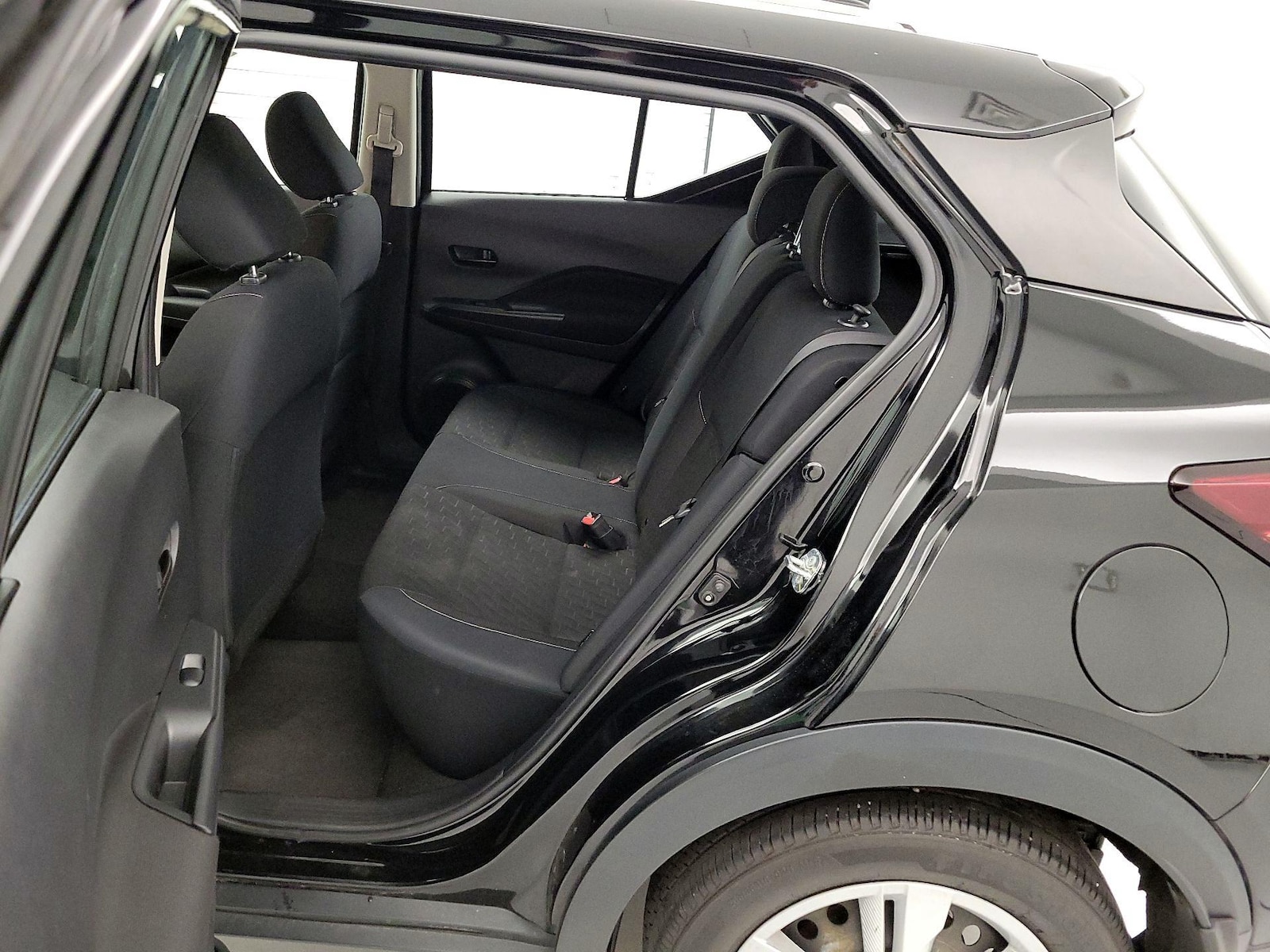 2022 Nissan Kicks S - Photo 20