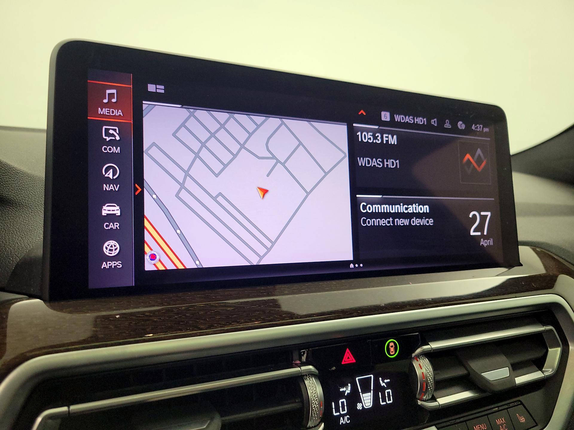 Thumbnail: 2022 BMW X4 - 16