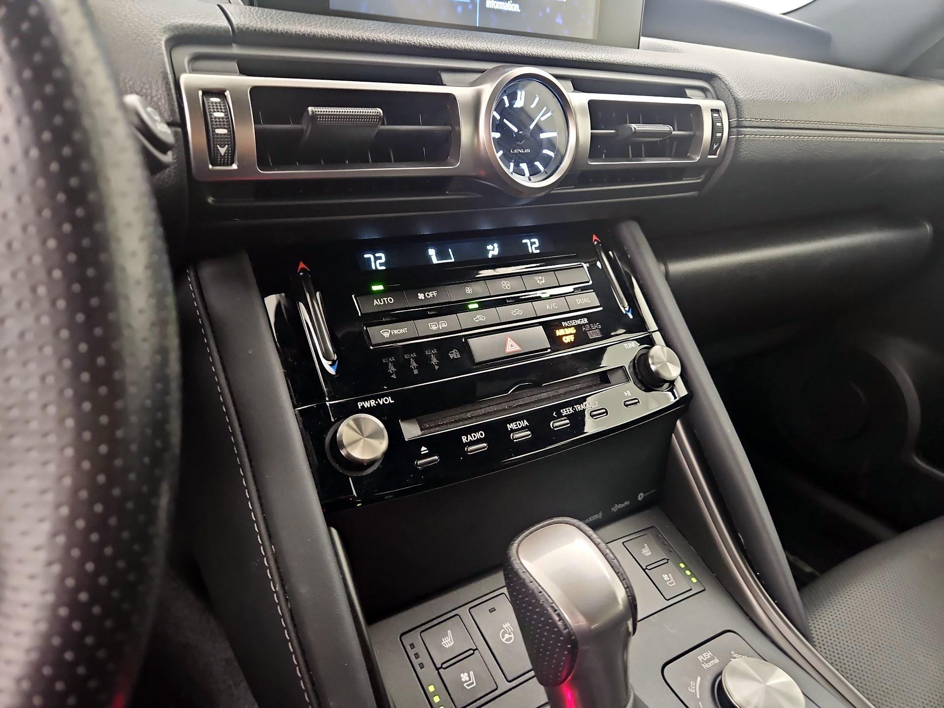 Thumbnail: 2022 Lexus IS - 16