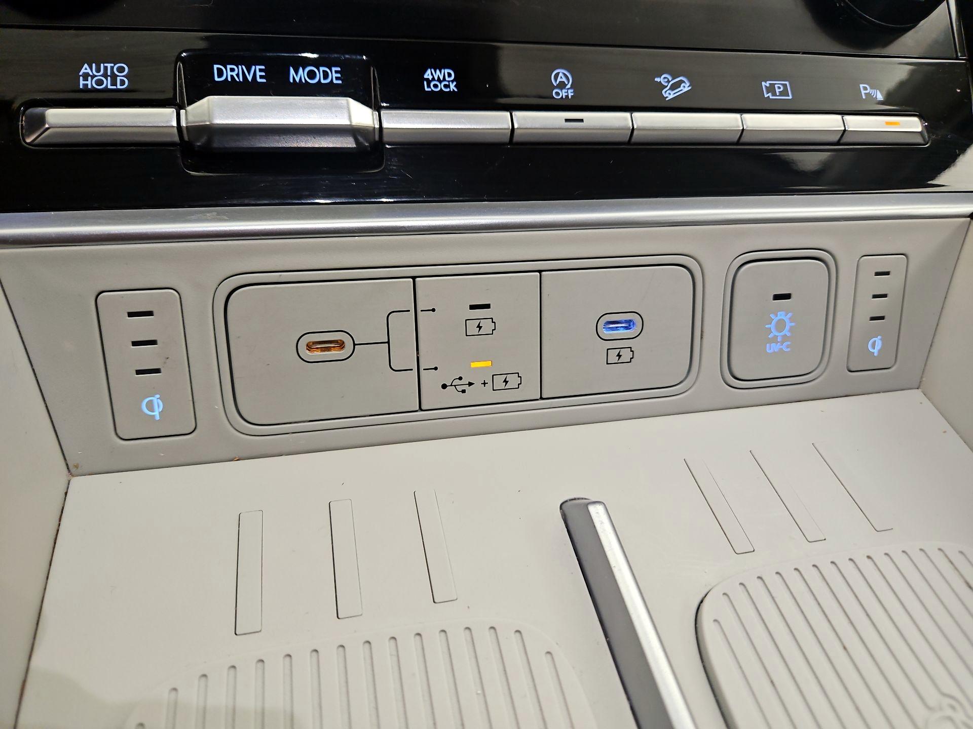 Thumbnail: 2024 Hyundai Santa Fe - 19