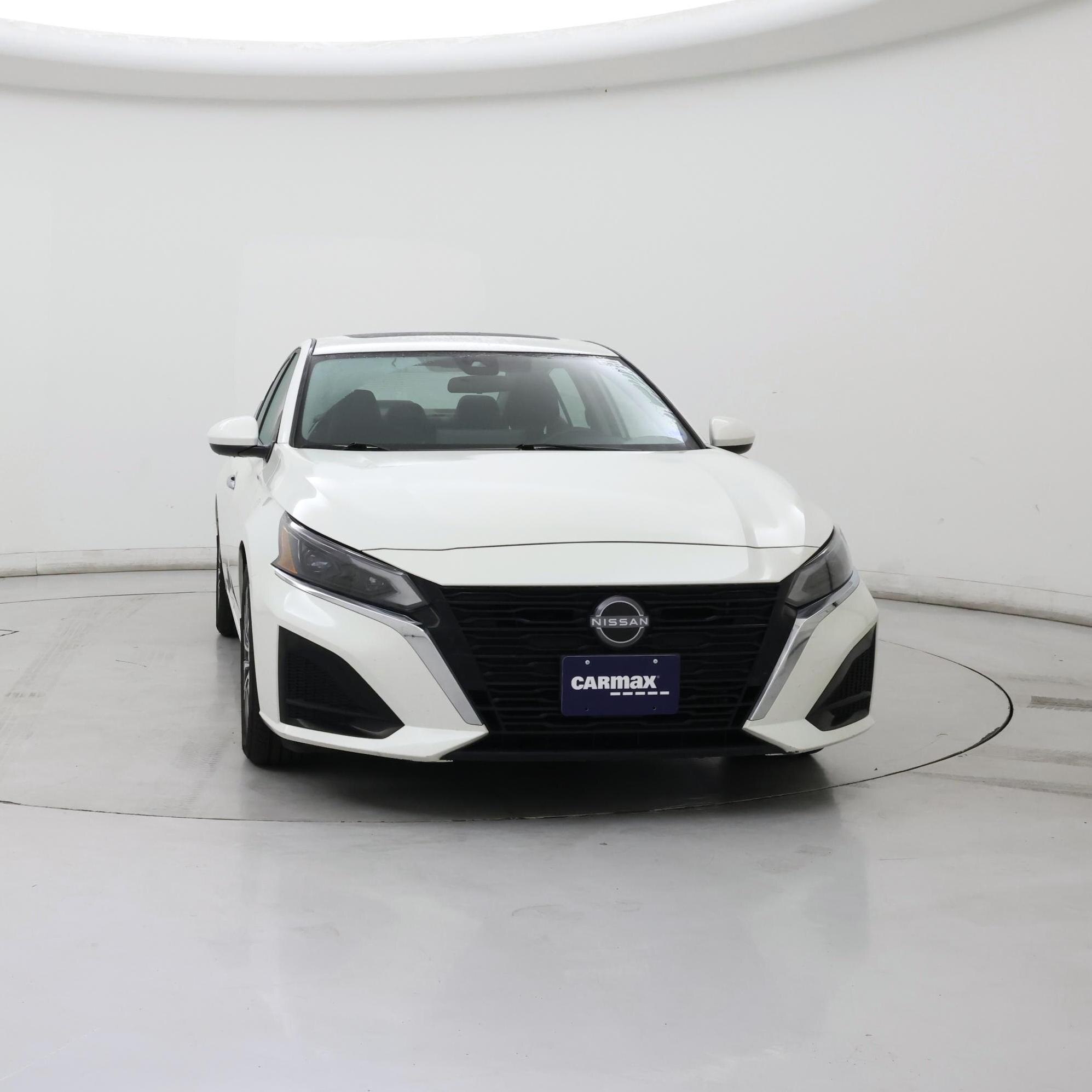 Thumbnail: 2023 Nissan Altima - 5