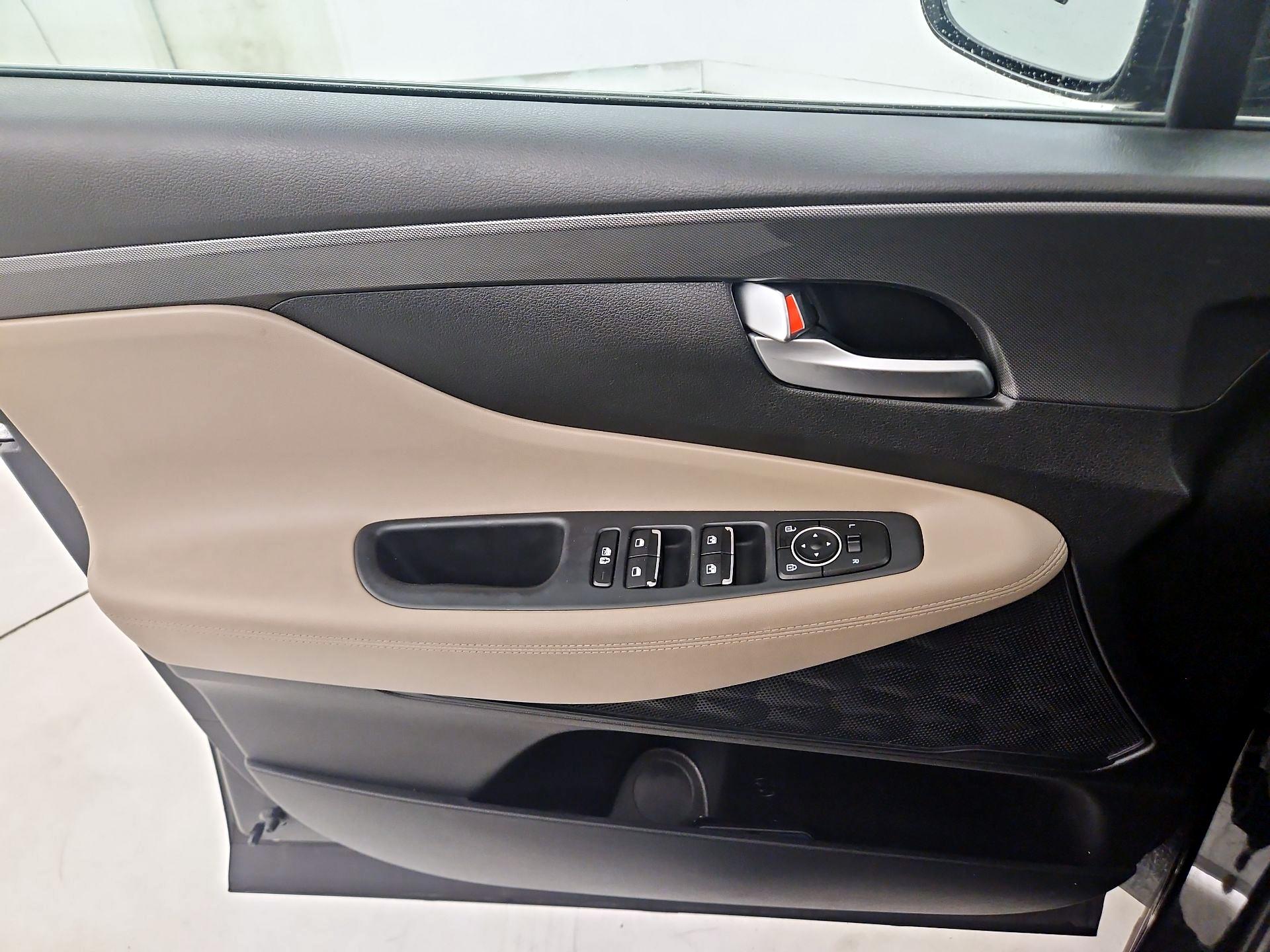 Thumbnail: 2023 Hyundai Santa Fe - 12