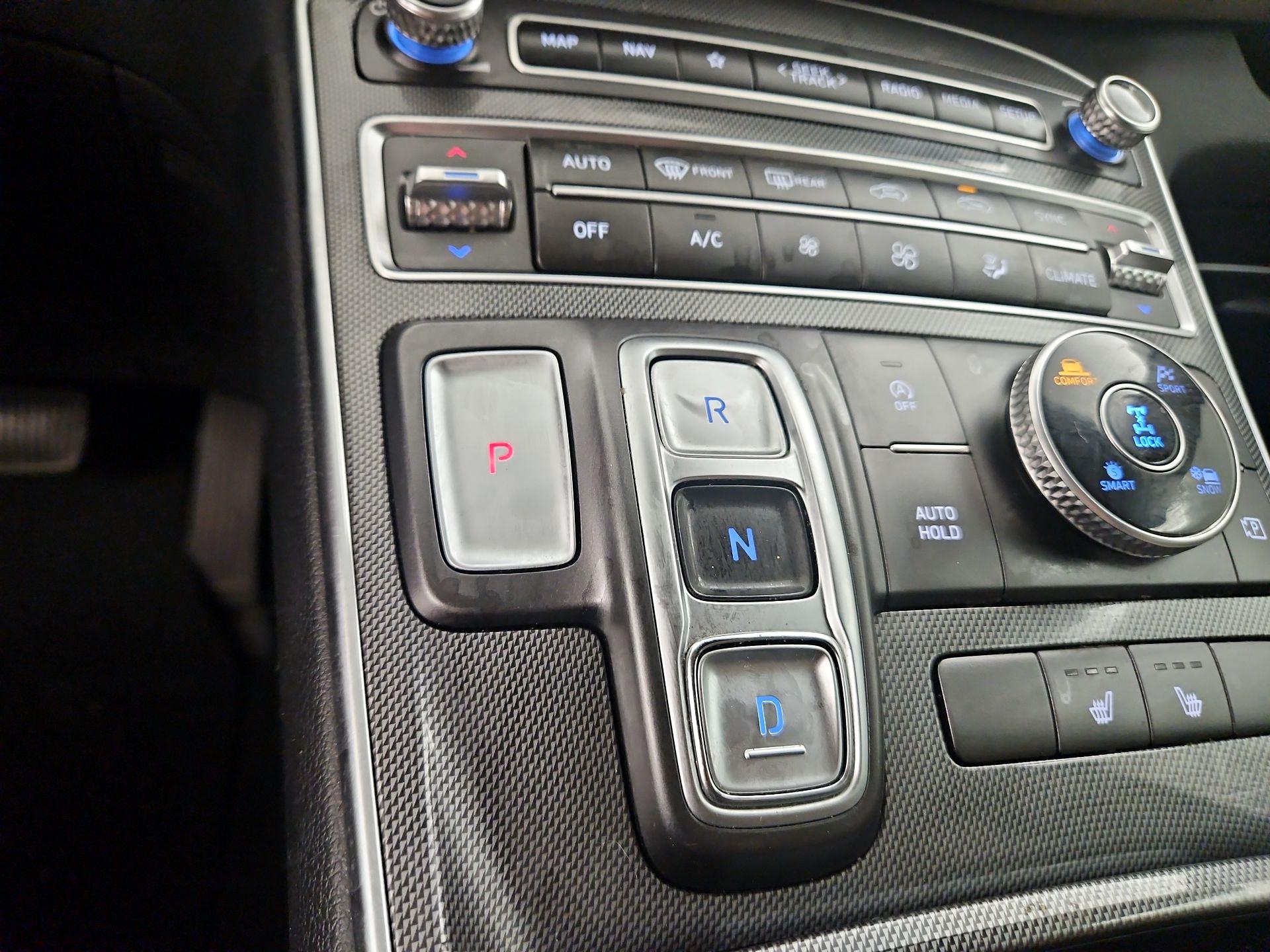 Thumbnail: 2023 Hyundai Santa Fe - 18