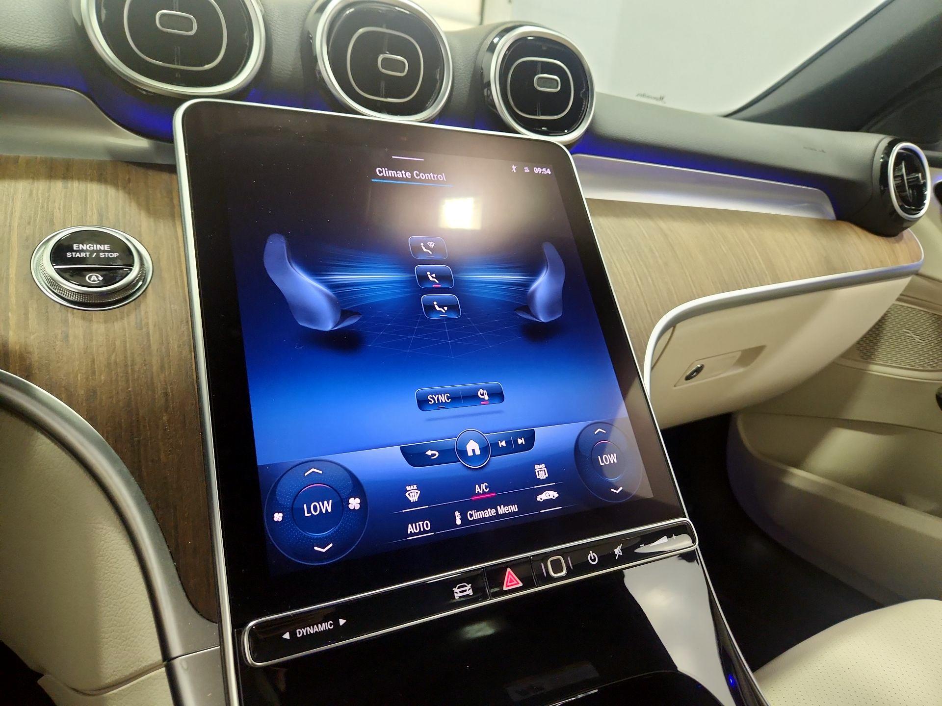 Thumbnail: 2023 Mercedes-Benz C-Class - 16