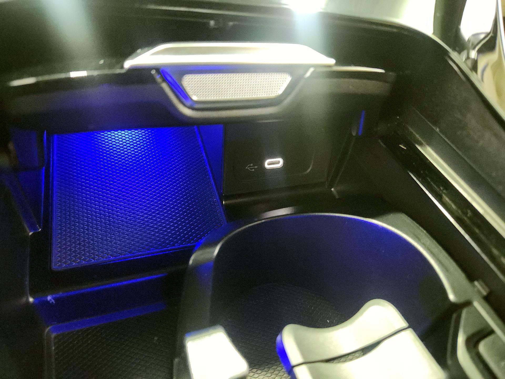 Thumbnail: 2023 Mercedes-Benz C-Class - 18