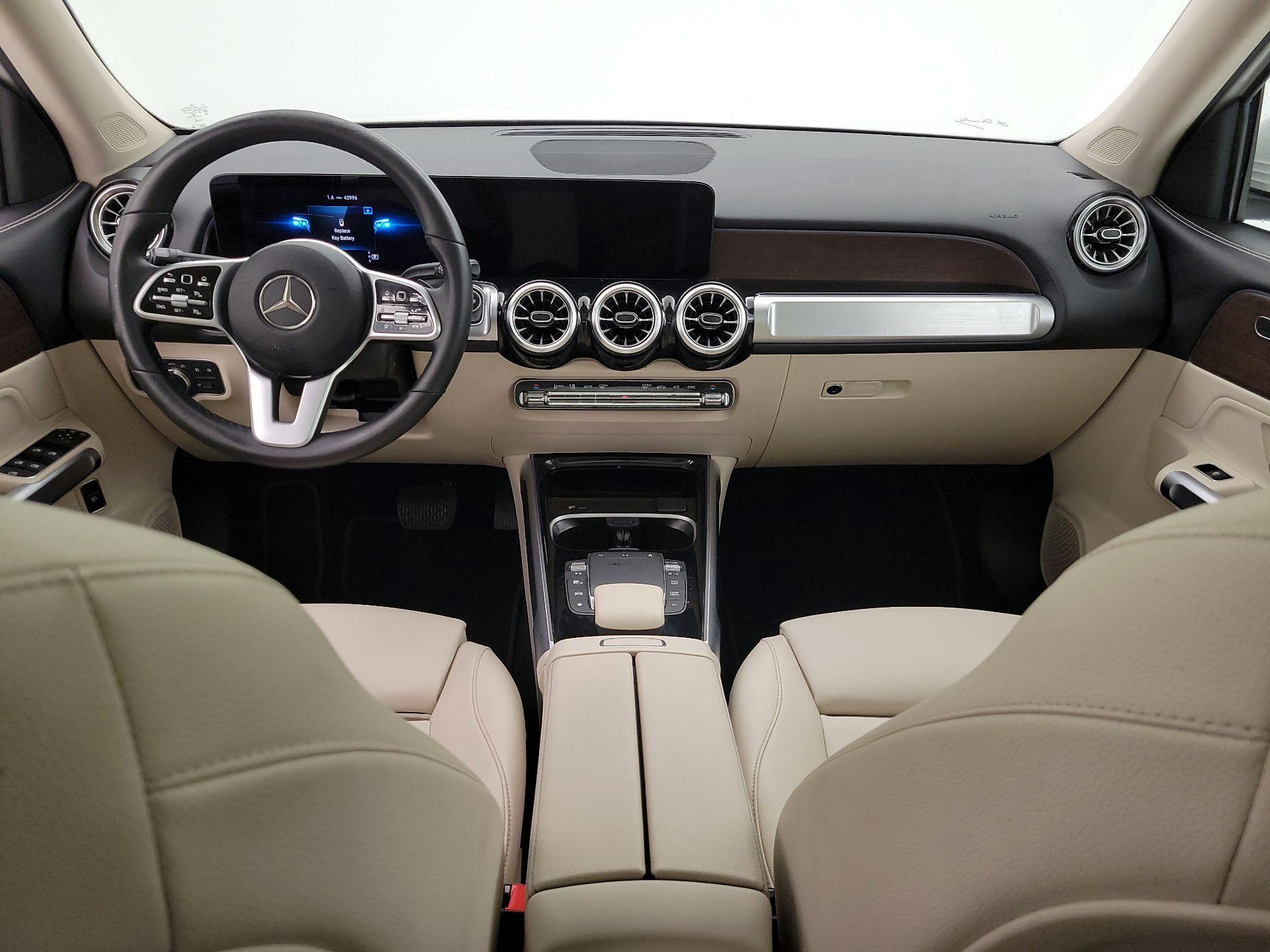 Thumbnail: 2023 Mercedes-Benz GLB - 9