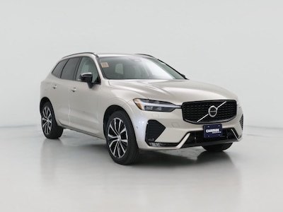 2023 Volvo XC60 B5 Plus Dark Theme