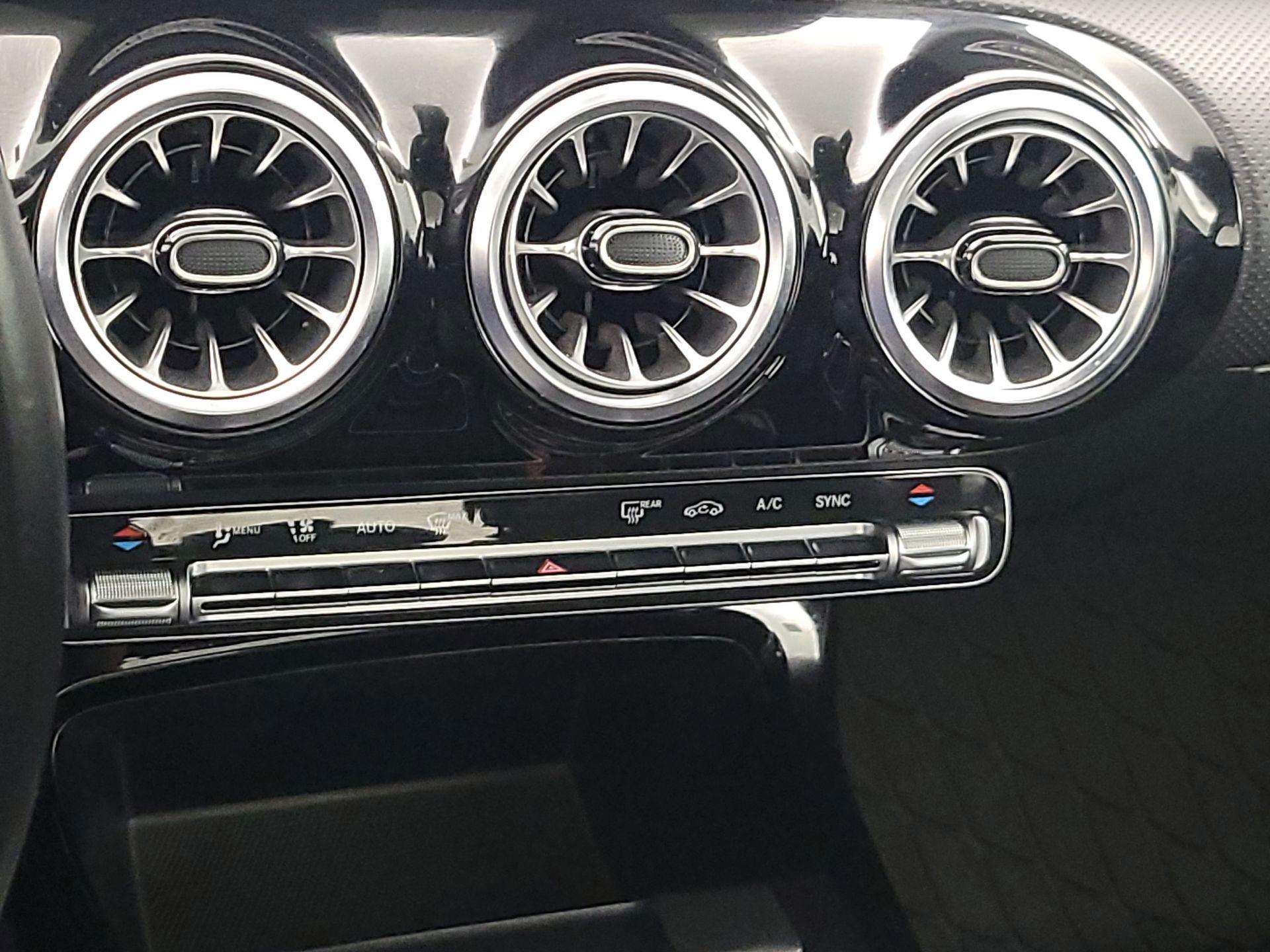 Thumbnail: 2022 Mercedes-Benz A-Class - 16