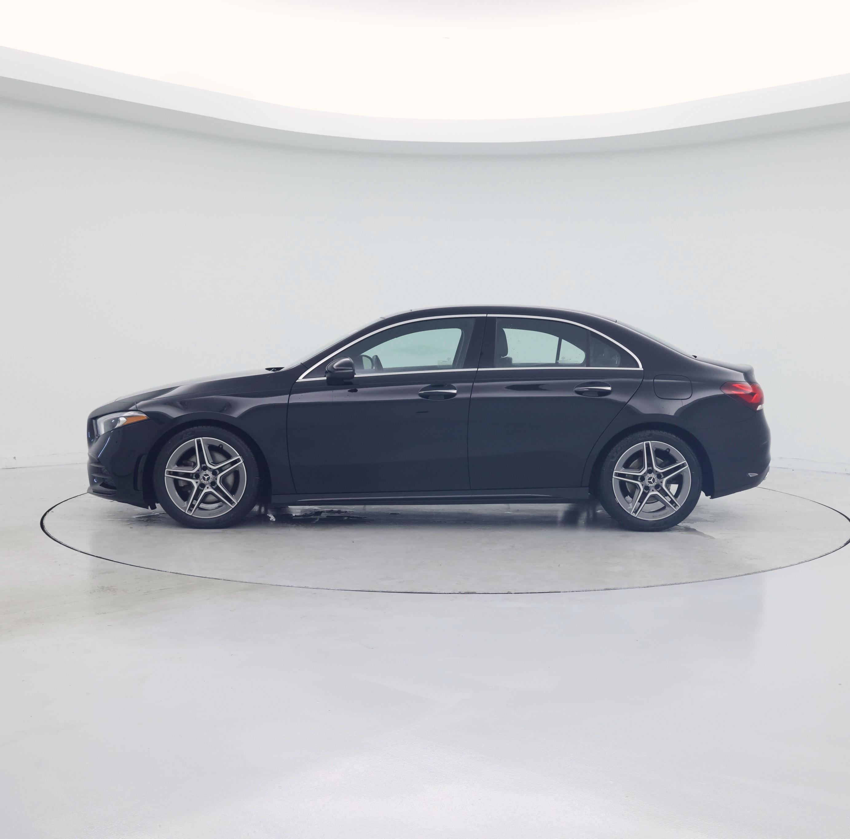 Thumbnail: 2022 Mercedes-Benz A-Class - 3