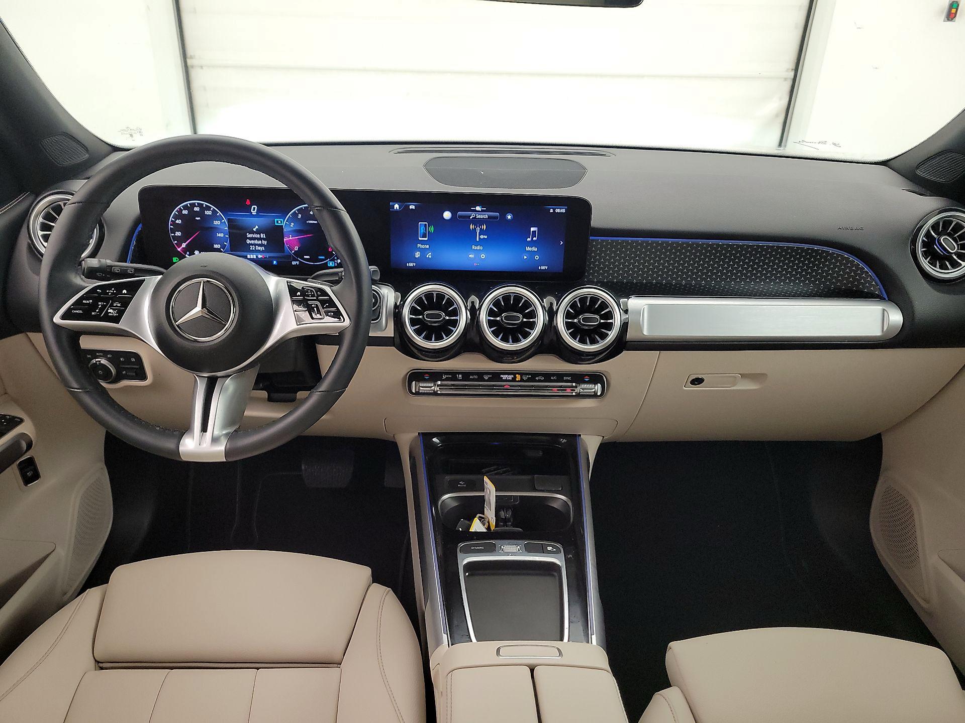 Thumbnail: 2024 Mercedes-Benz GLB - 9