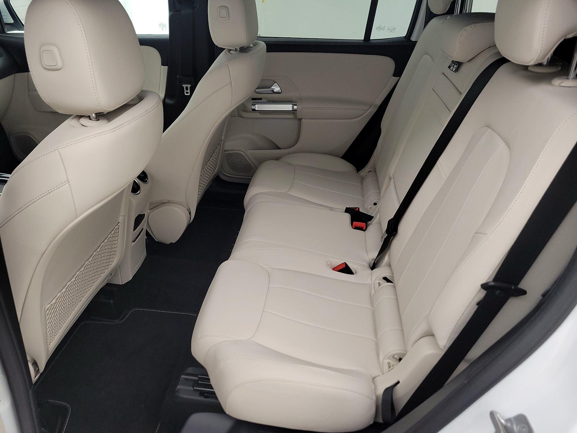 Thumbnail: 2024 Mercedes-Benz GLB - 19