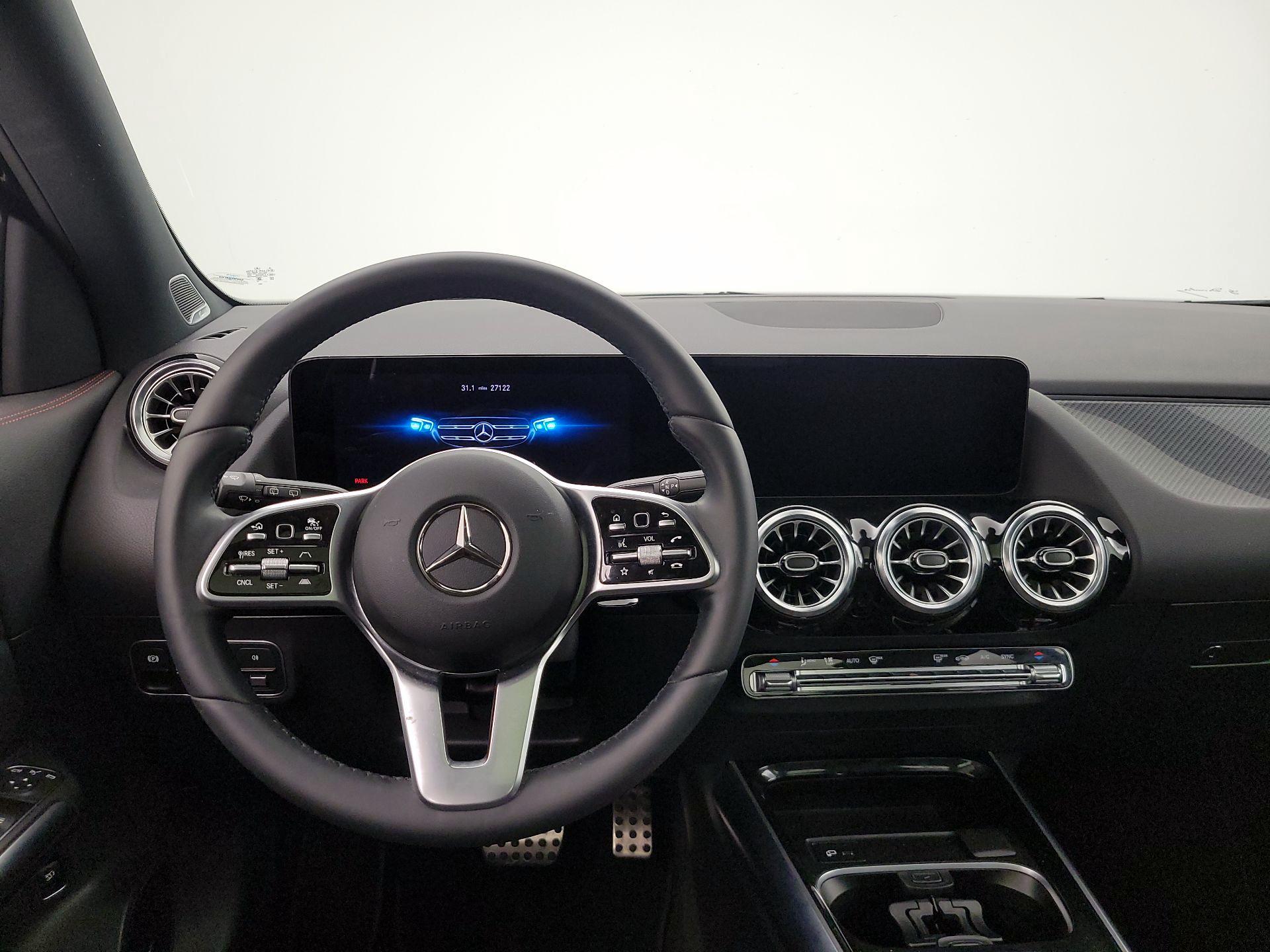 Thumbnail: 2023 Mercedes-Benz GLA - 10