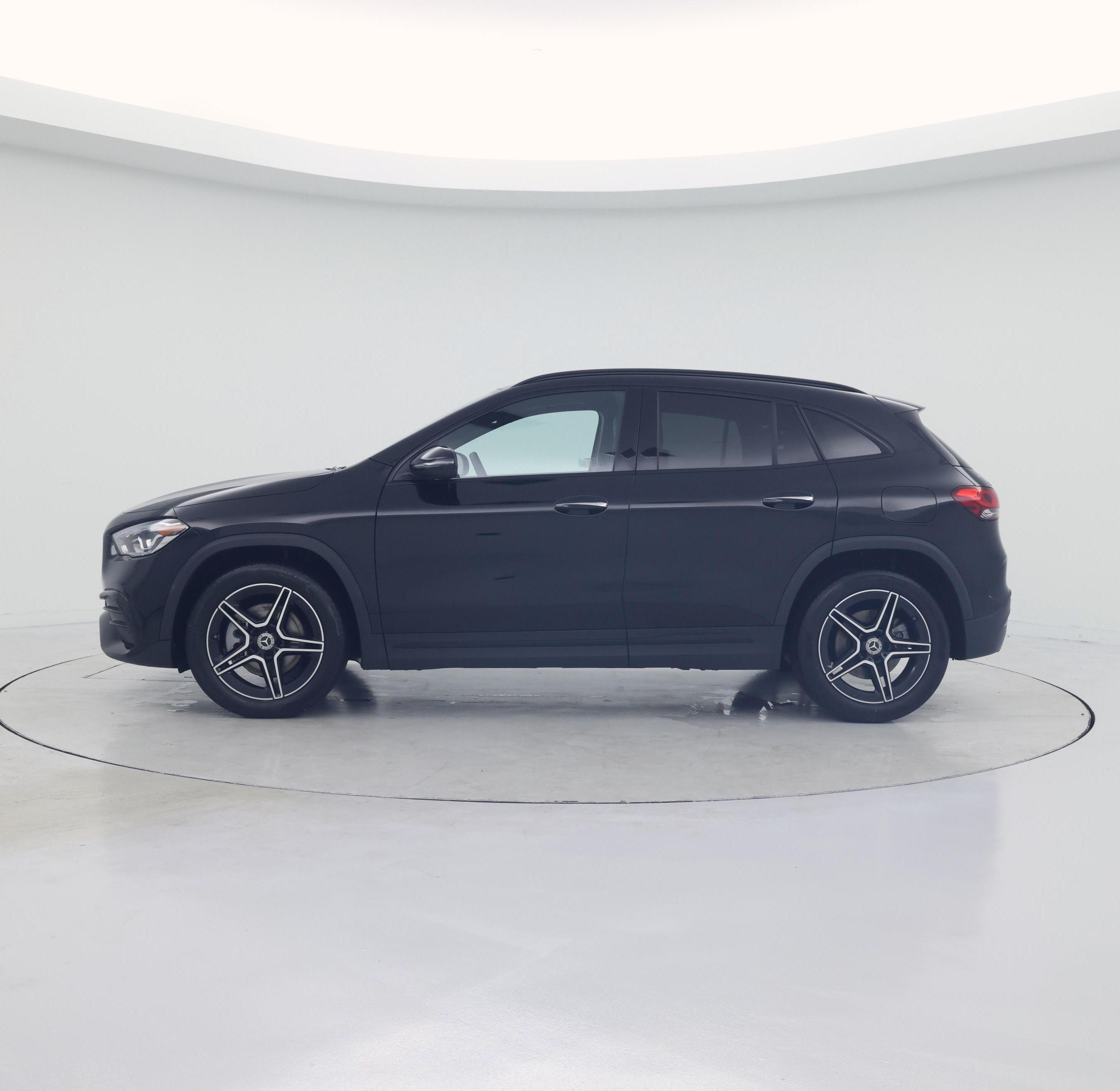 Thumbnail: 2023 Mercedes-Benz GLA - 3