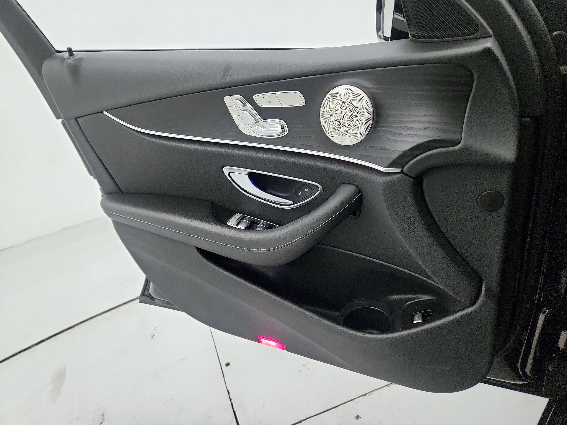 Thumbnail: 2023 Mercedes-Benz E-Class - 12