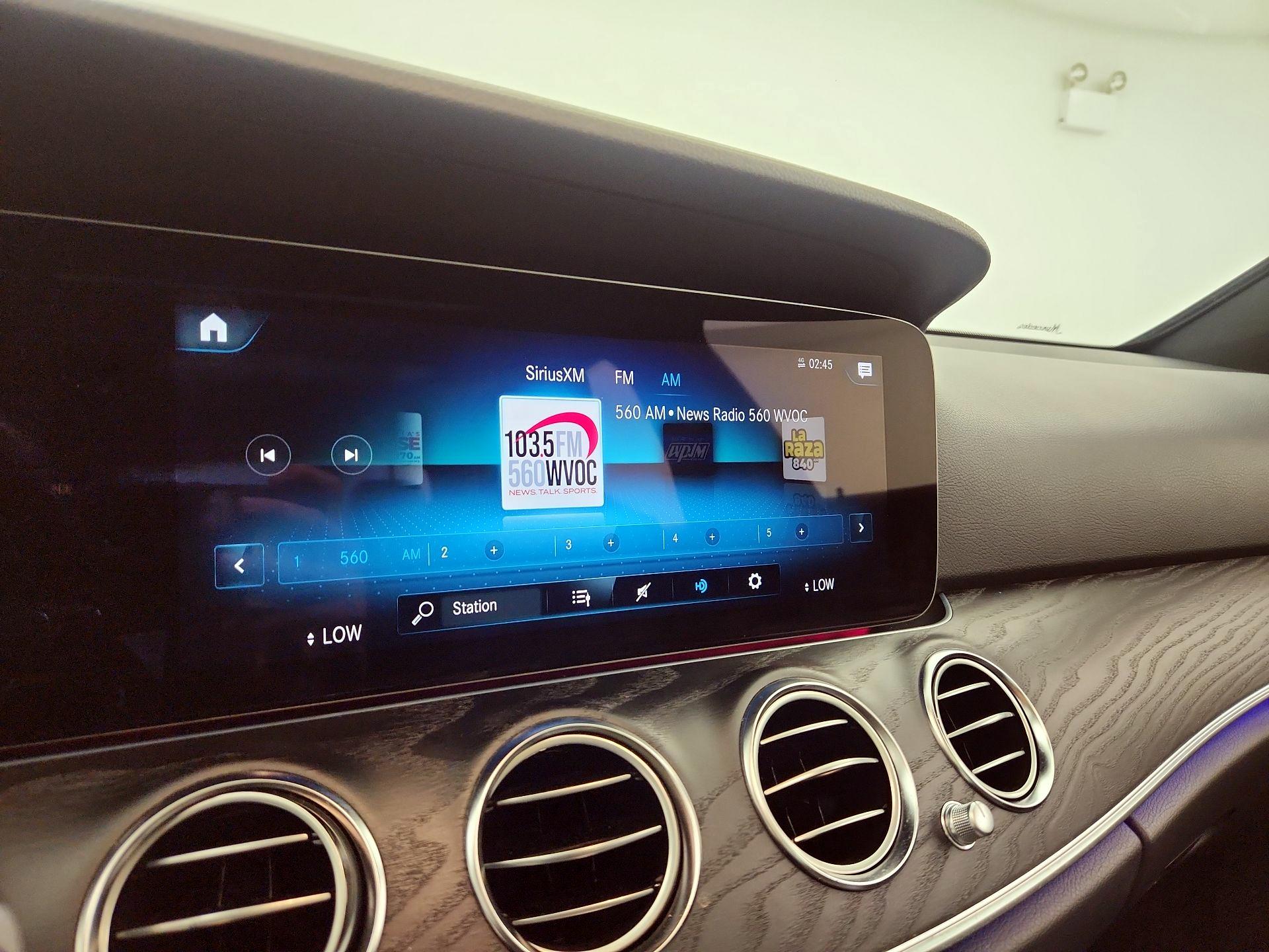 Thumbnail: 2023 Mercedes-Benz E-Class - 16