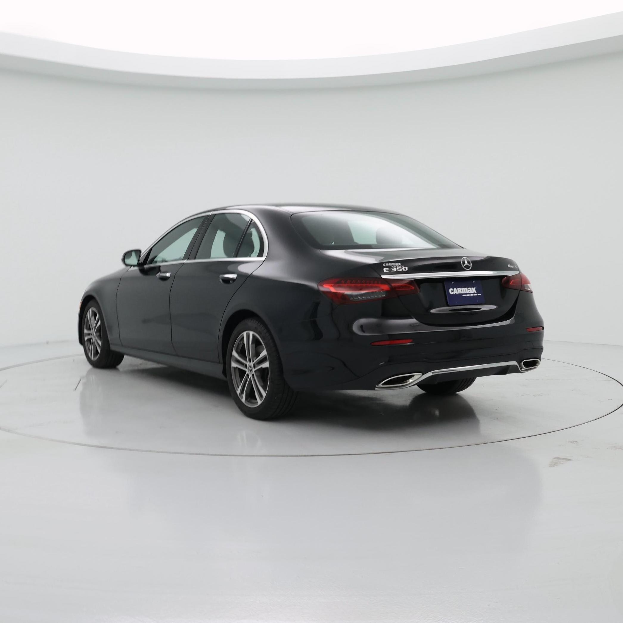 Thumbnail: 2023 Mercedes-Benz E-Class - 2