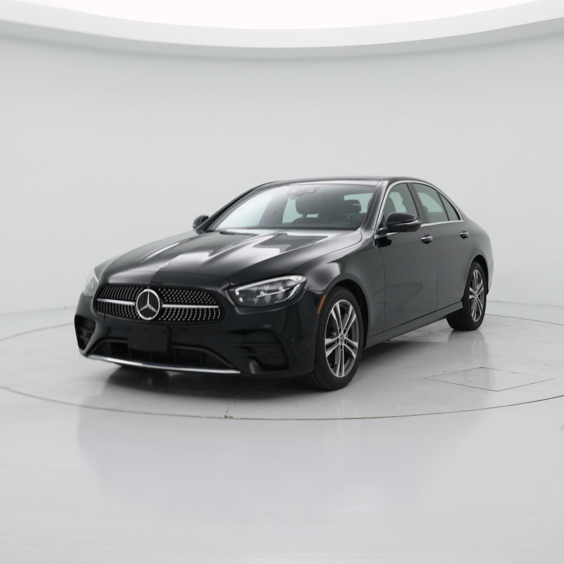 Thumbnail: 2023 Mercedes-Benz E-Class - 4