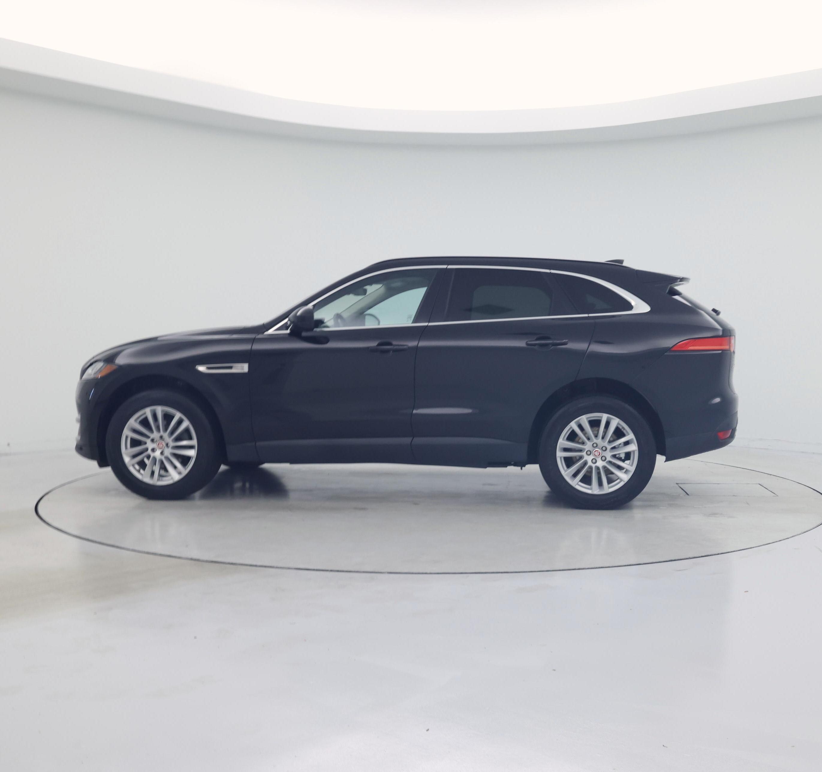 Thumbnail: 2020 Jaguar F-Pace - 3