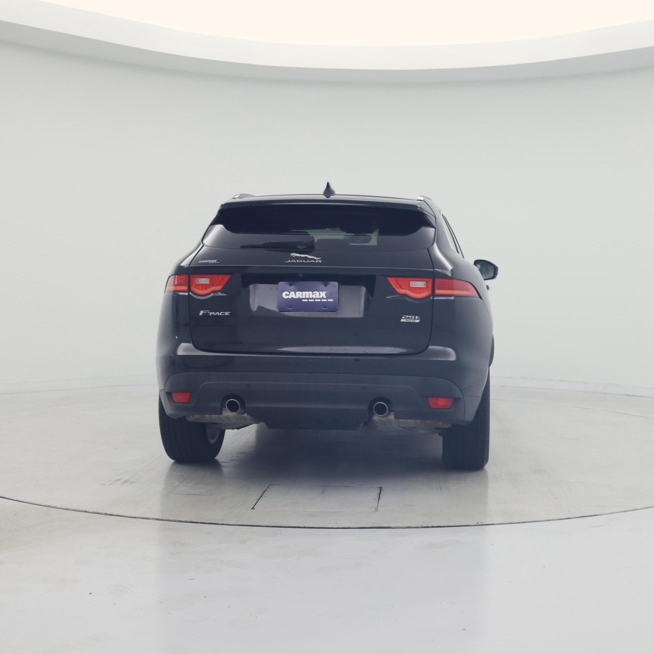 Thumbnail: 2020 Jaguar F-Pace - 6