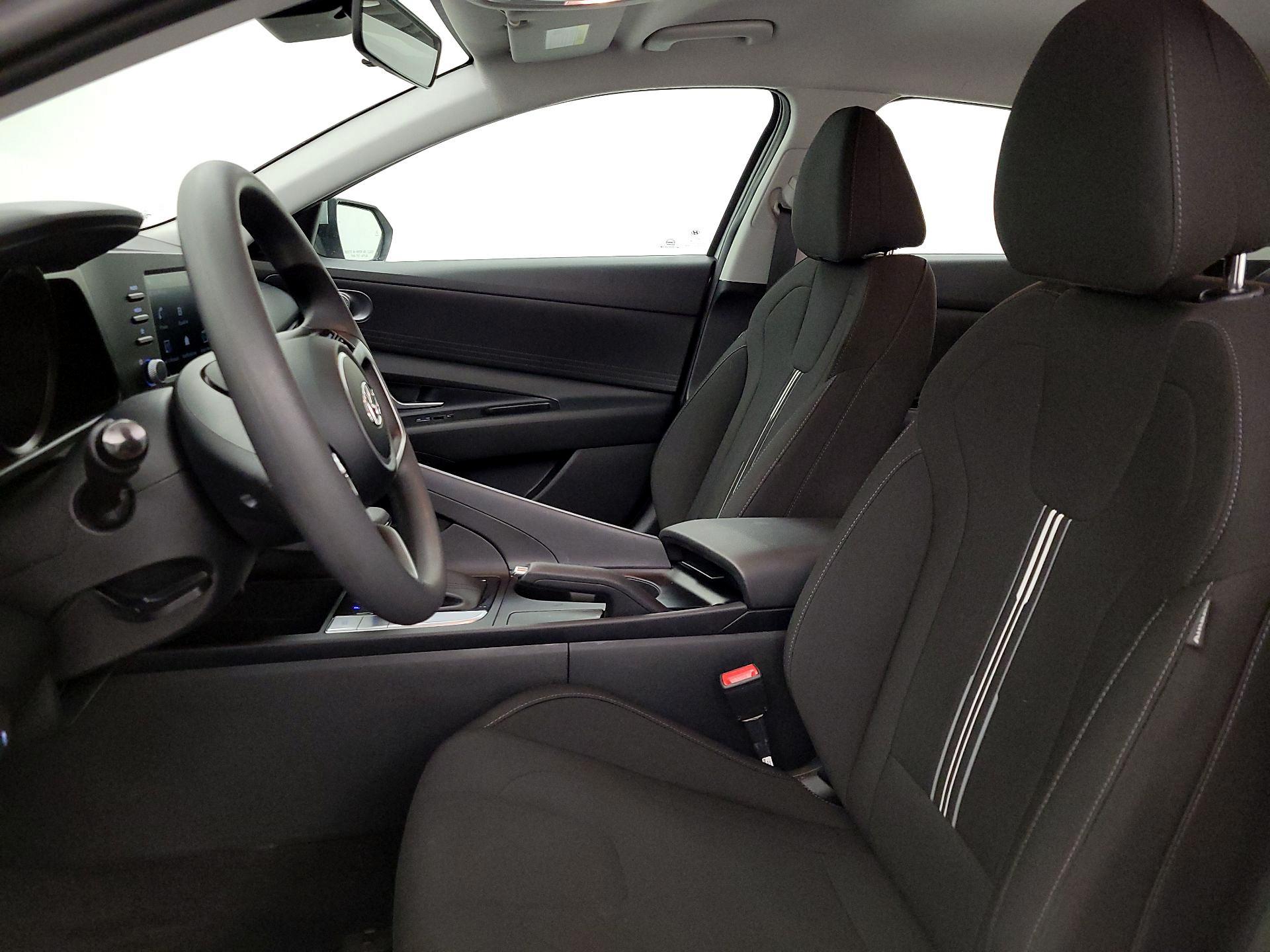 Thumbnail: 2023 Hyundai Elantra - 11