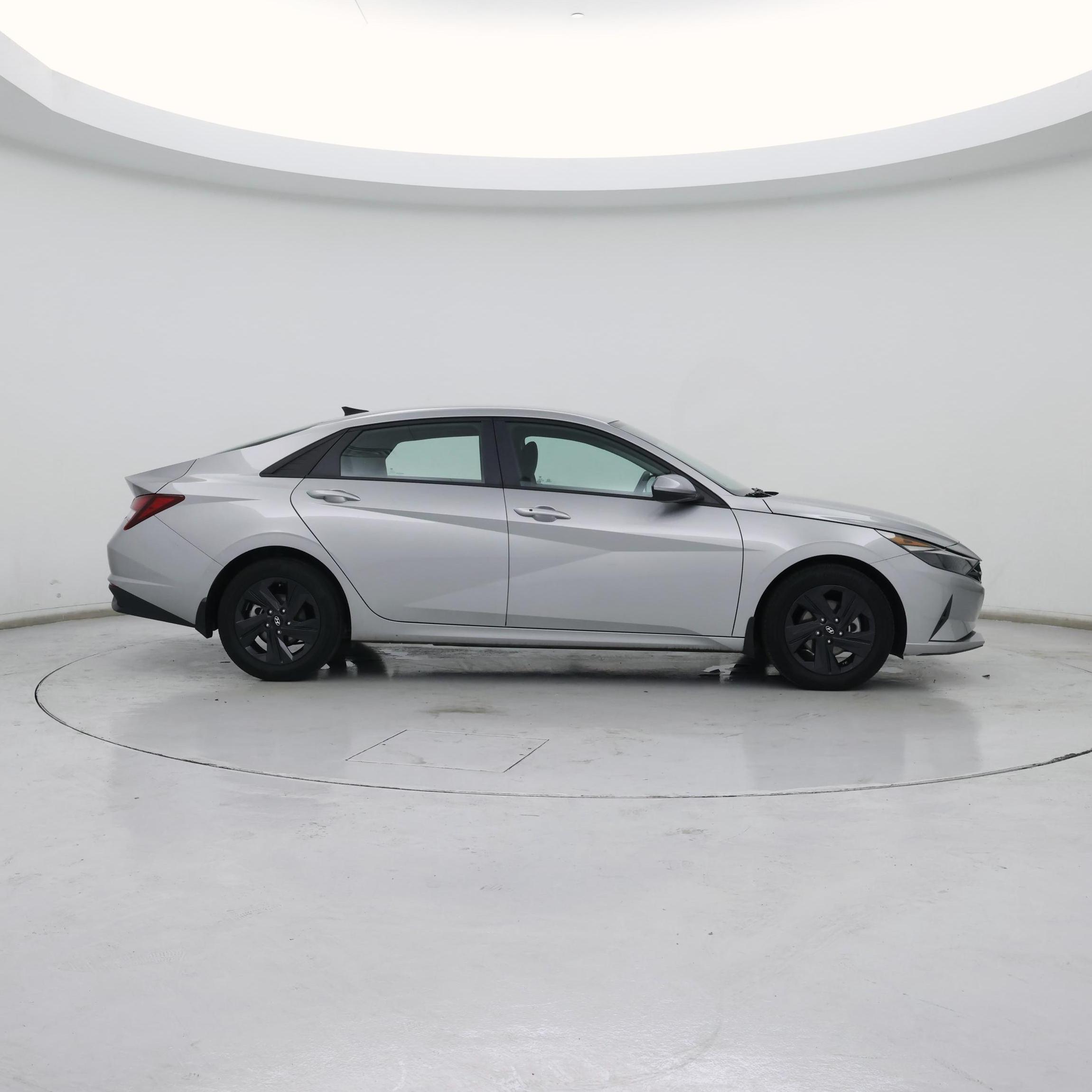 Thumbnail: 2023 Hyundai Elantra - 7