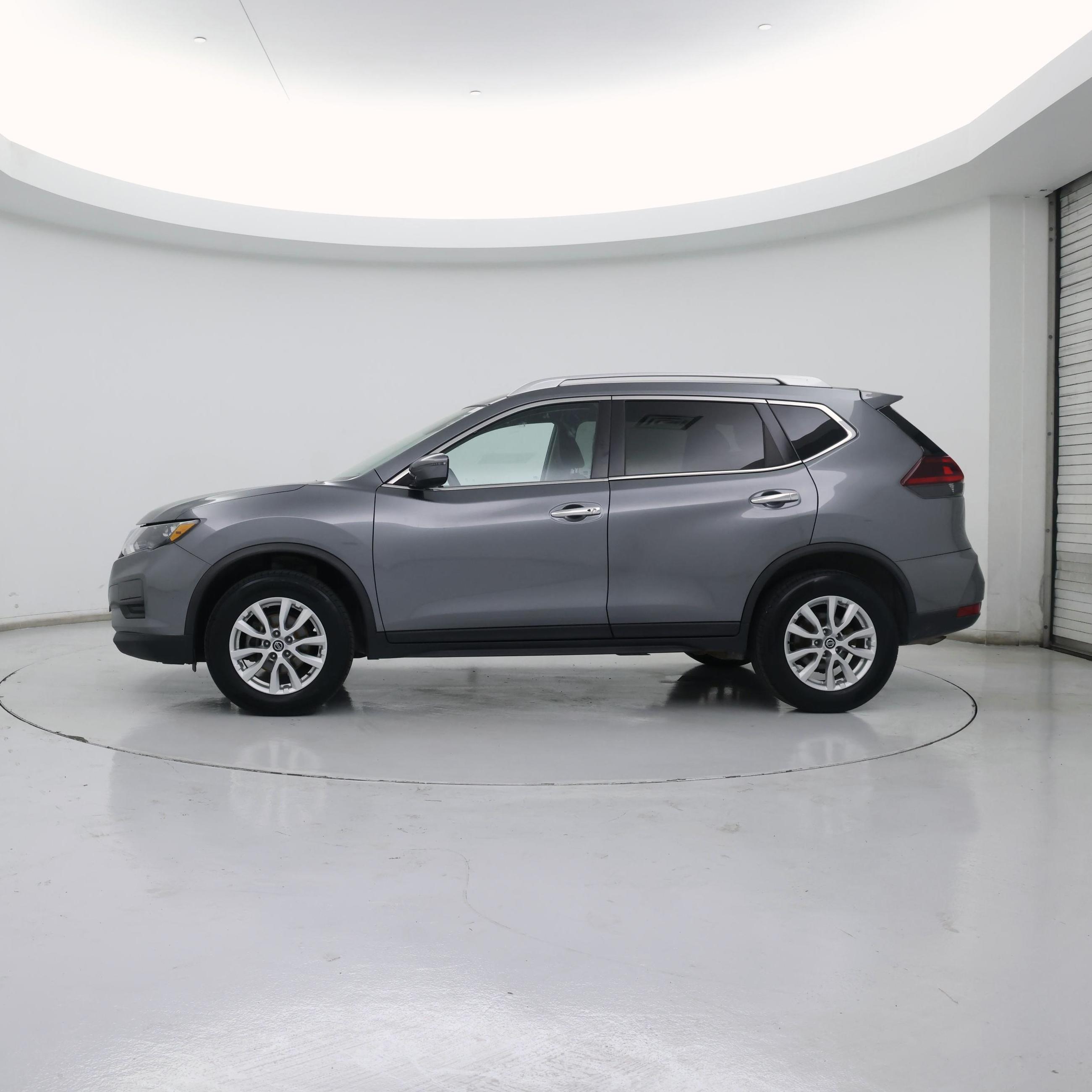 Thumbnail: 2020 Nissan Rogue - 3