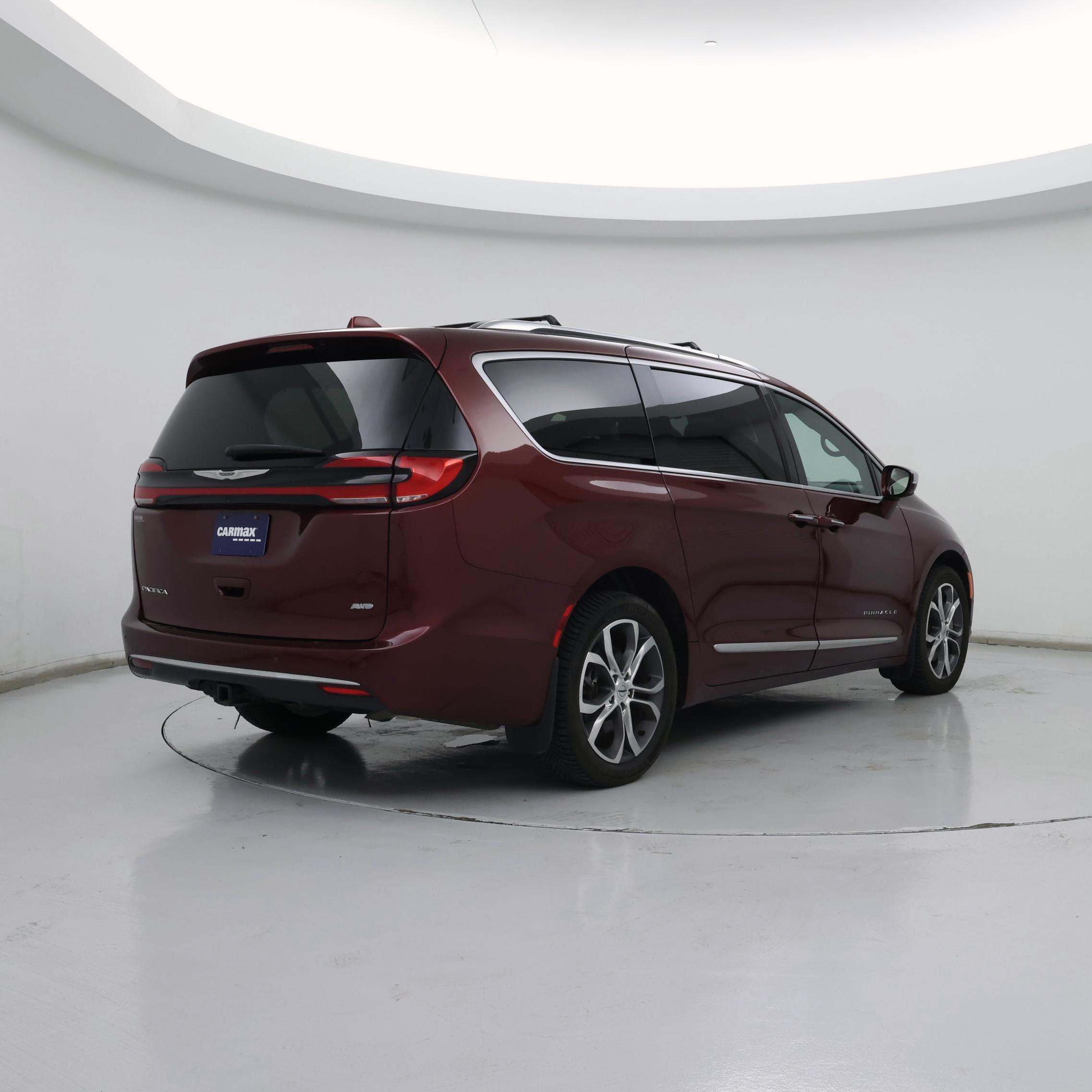 Thumbnail: 2022 Chrysler Pacifica - 8