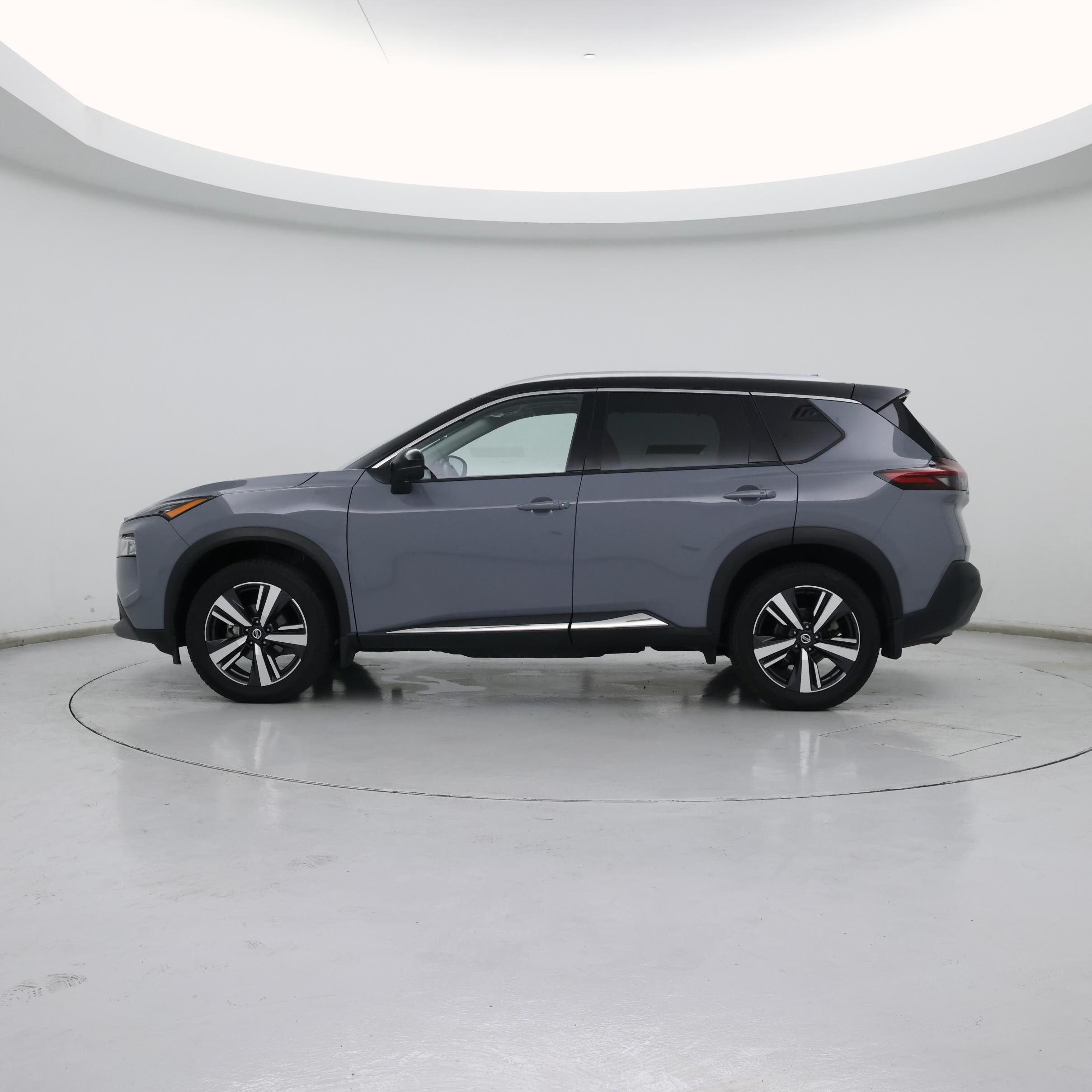 Thumbnail: 2021 Nissan Rogue - 3