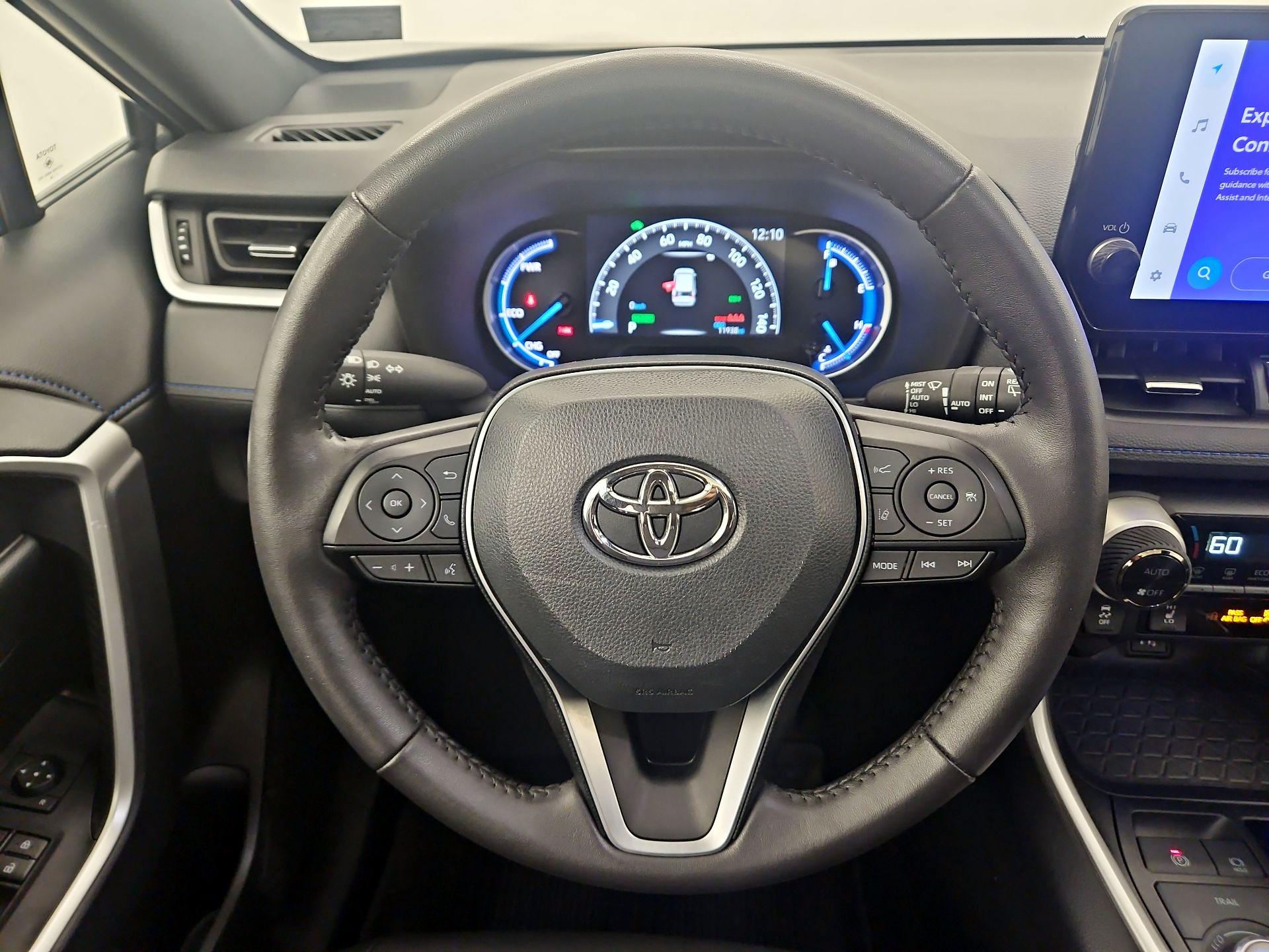 Thumbnail: 2024 Toyota RAV4 - 10