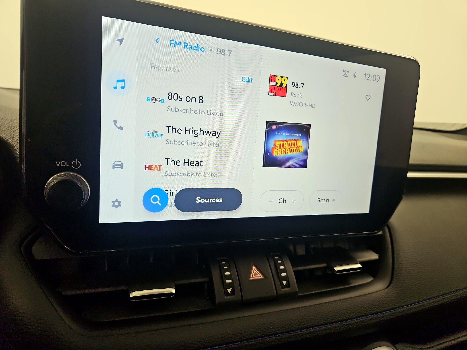 Thumbnail: 2024 Toyota RAV4 - 15