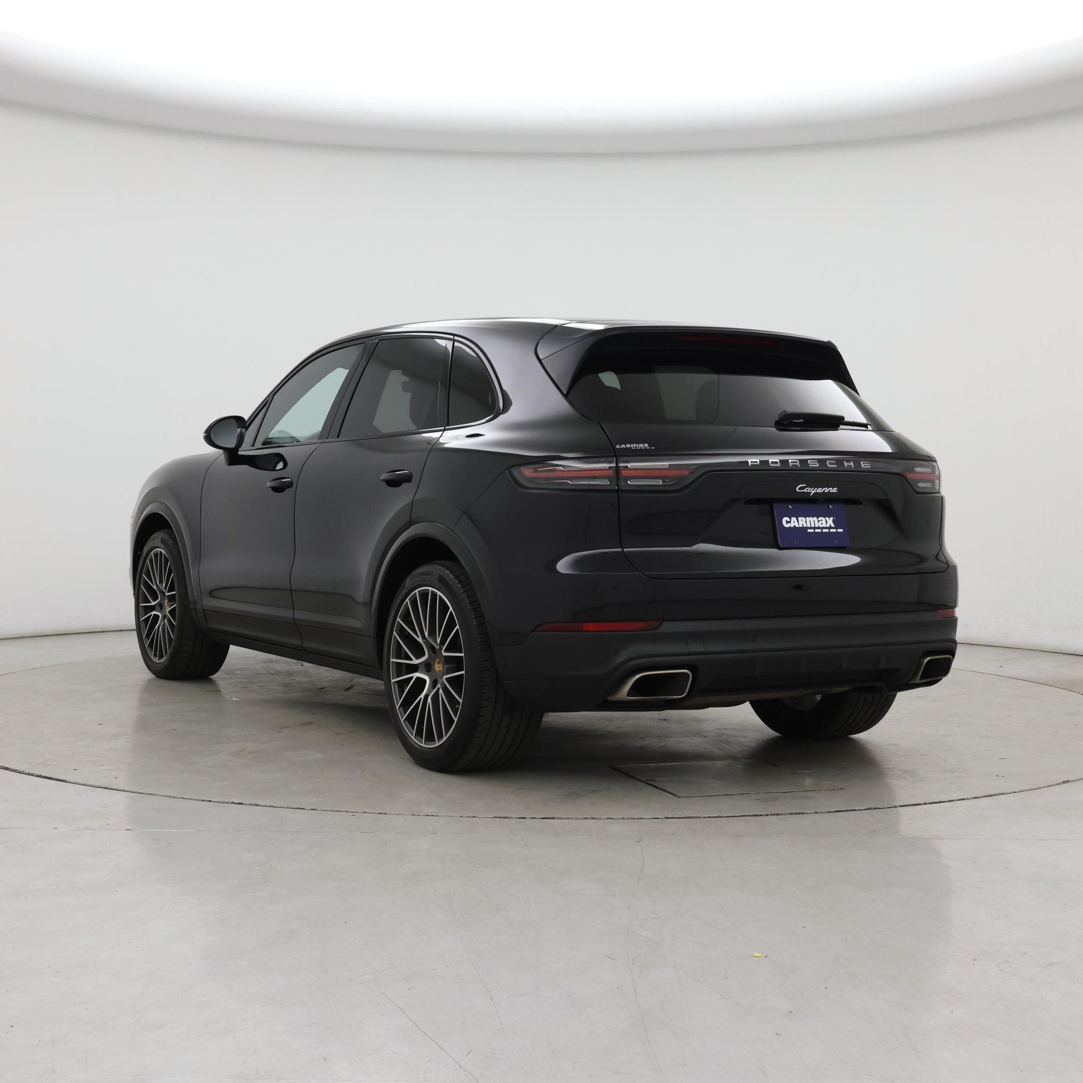 Thumbnail: 2020 Porsche Cayenne - 2