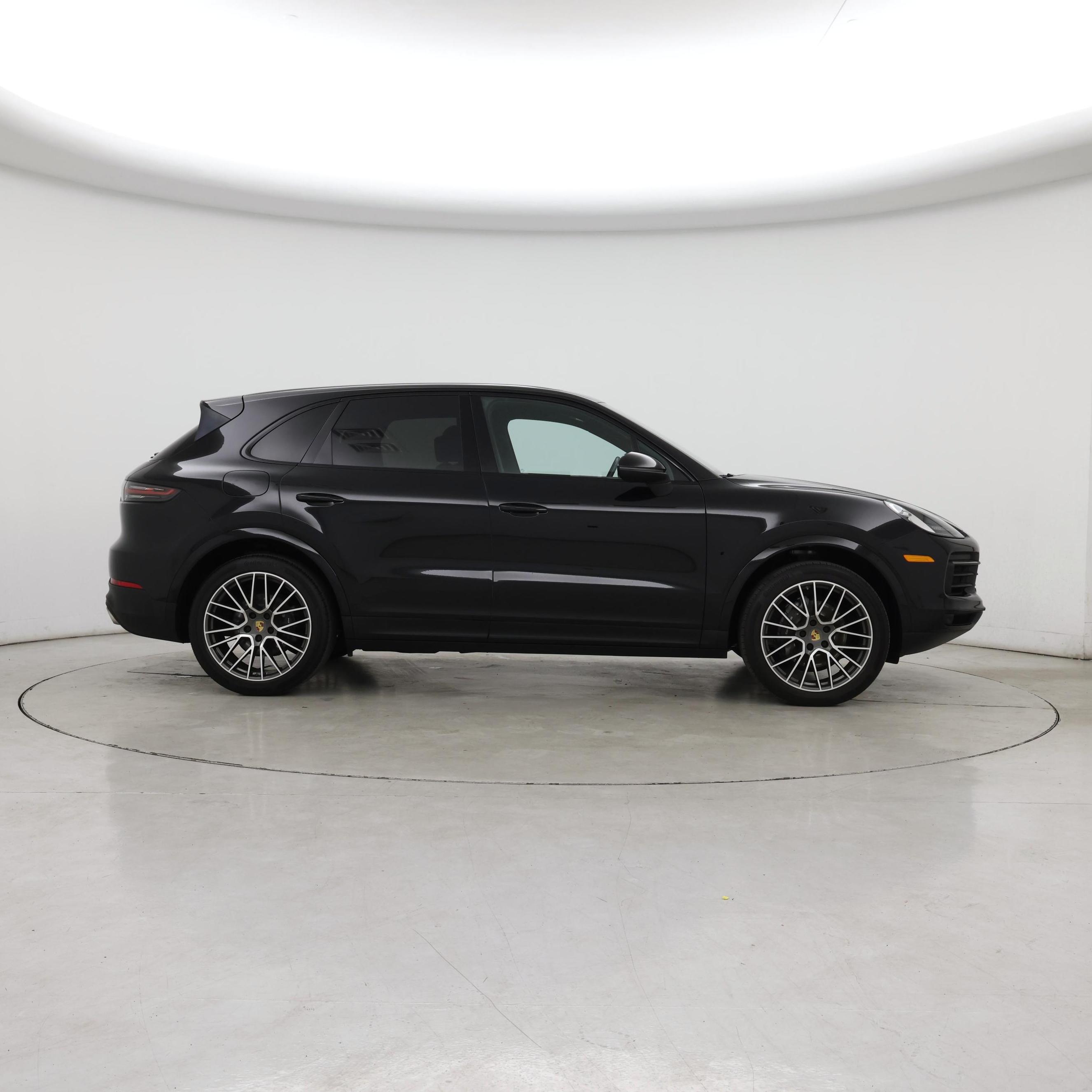 Thumbnail: 2020 Porsche Cayenne - 7