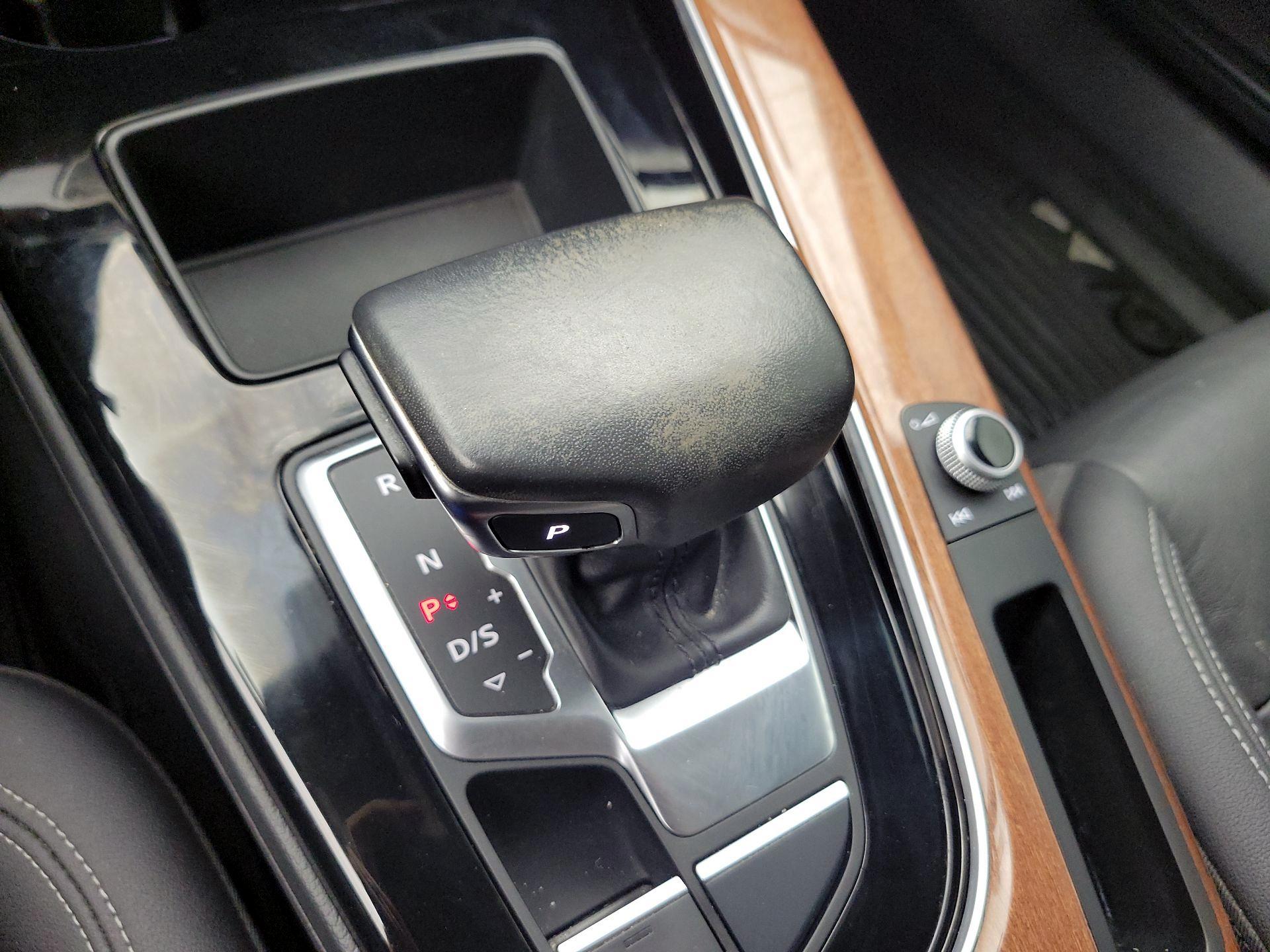 Thumbnail: 2022 Audi A4 - 17