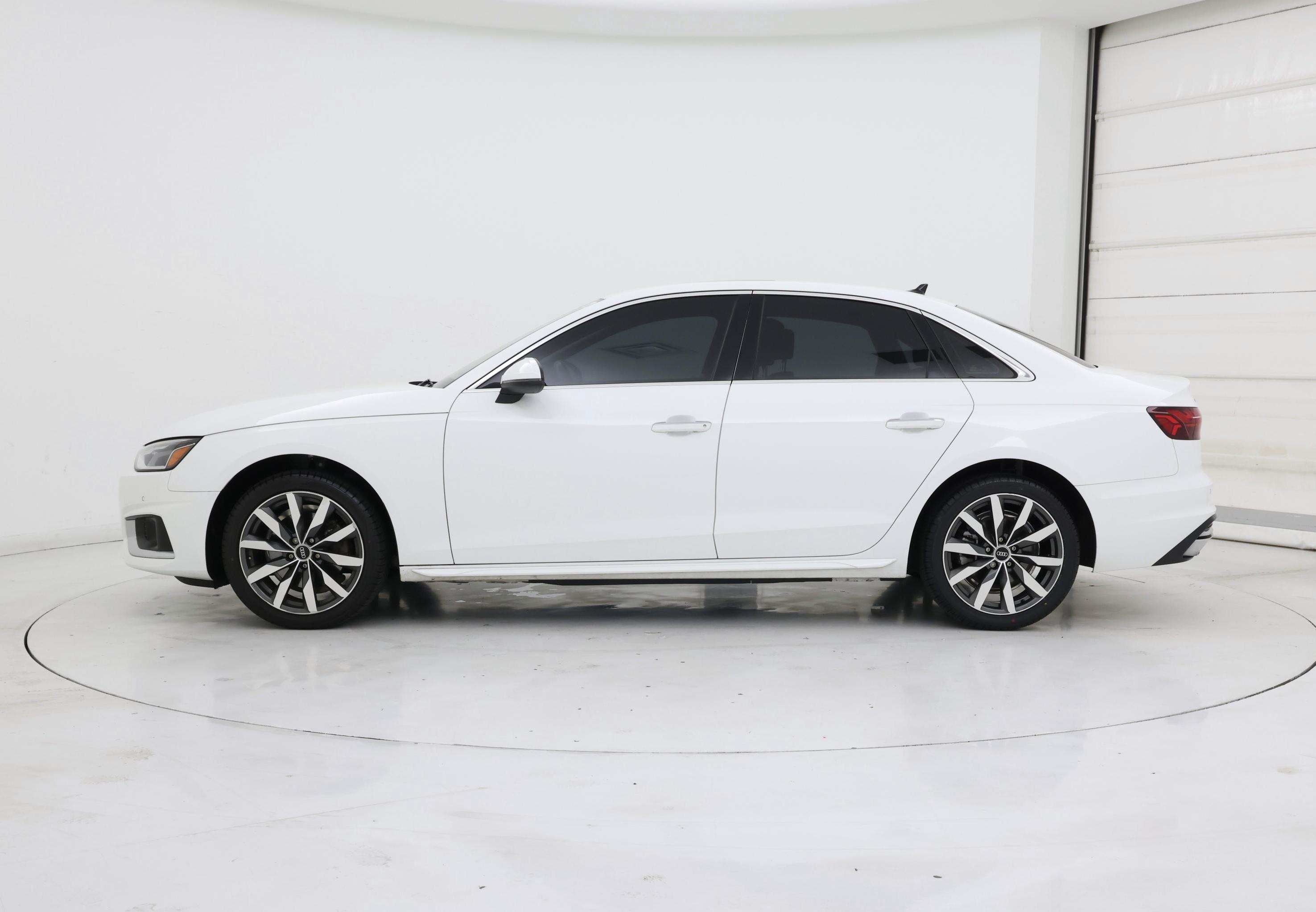 Thumbnail: 2022 Audi A4 - 3