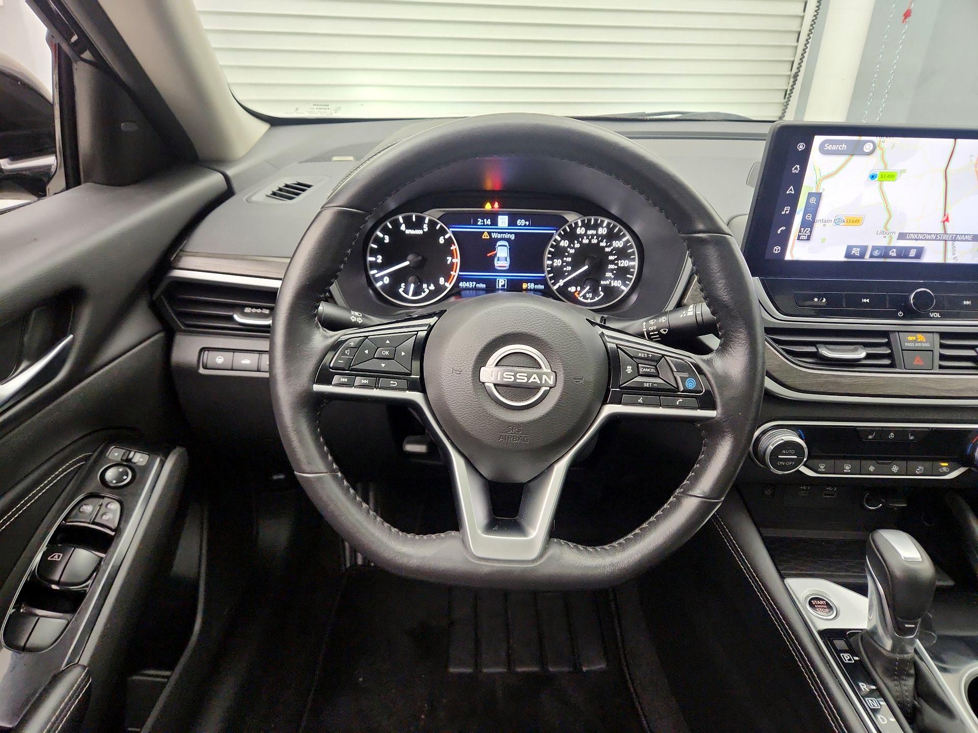 Thumbnail: 2023 Nissan Altima - 10