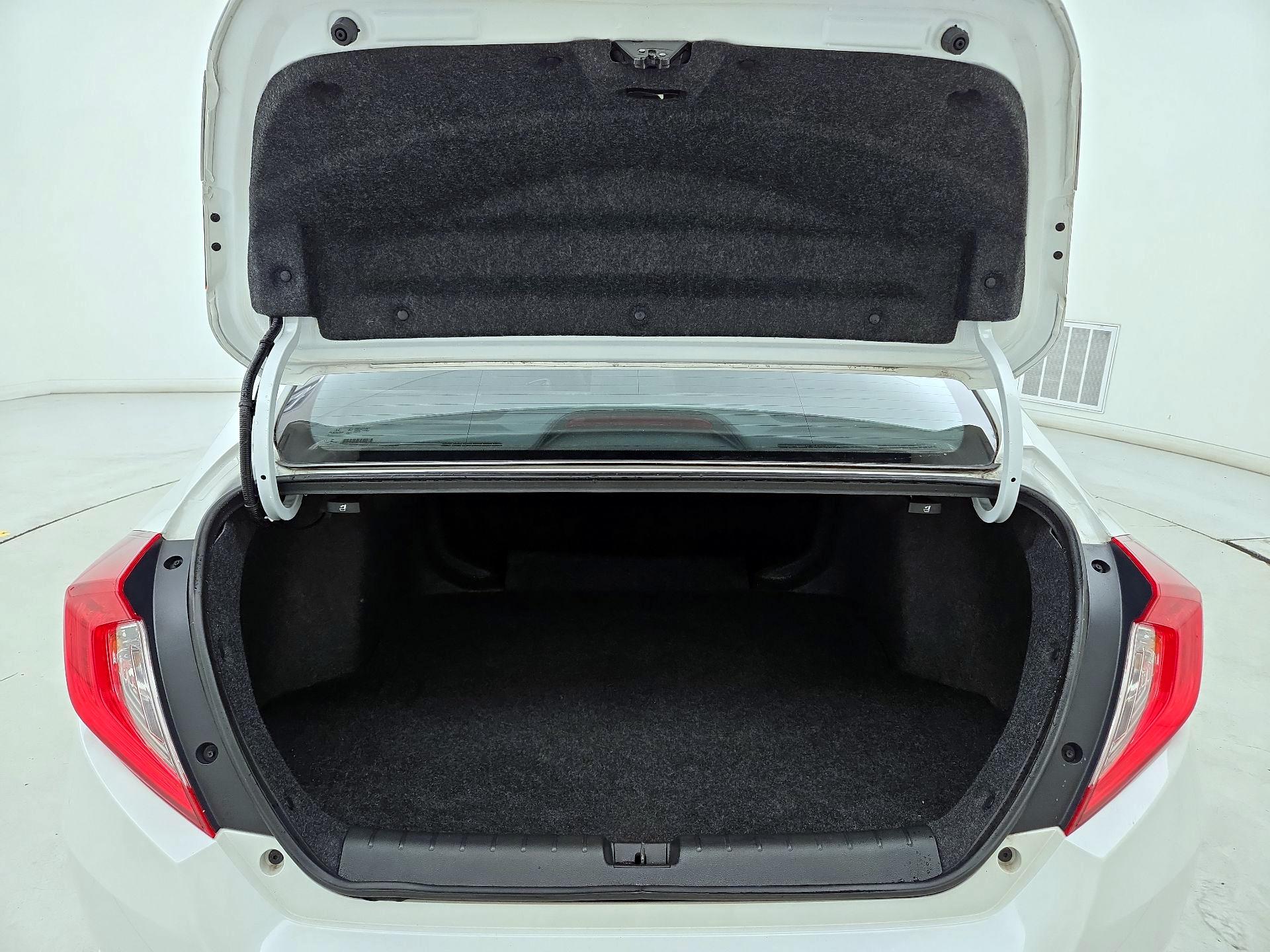 Thumbnail: 2020 Honda Civic - 19