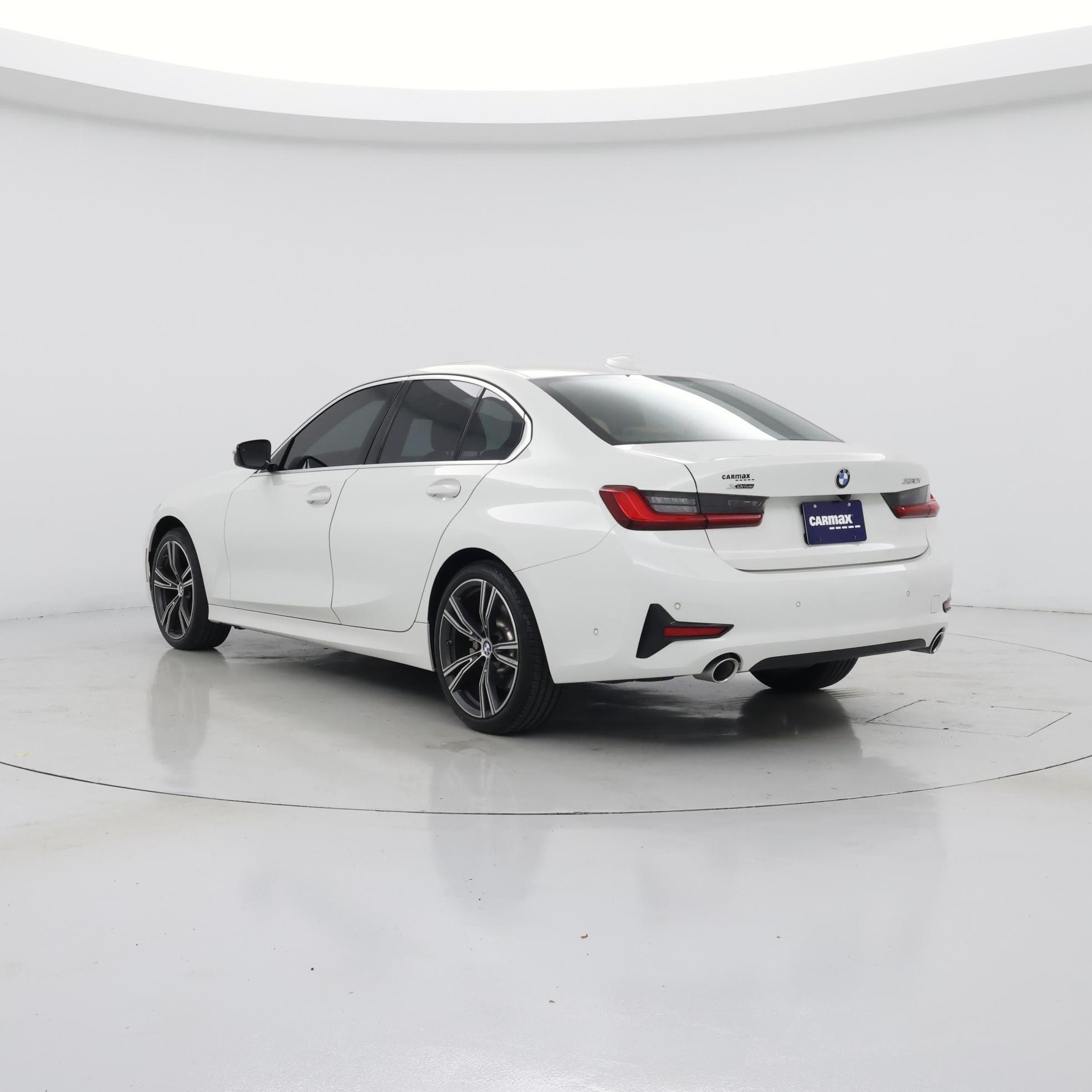 Thumbnail: 2020 BMW 3 Series - 2