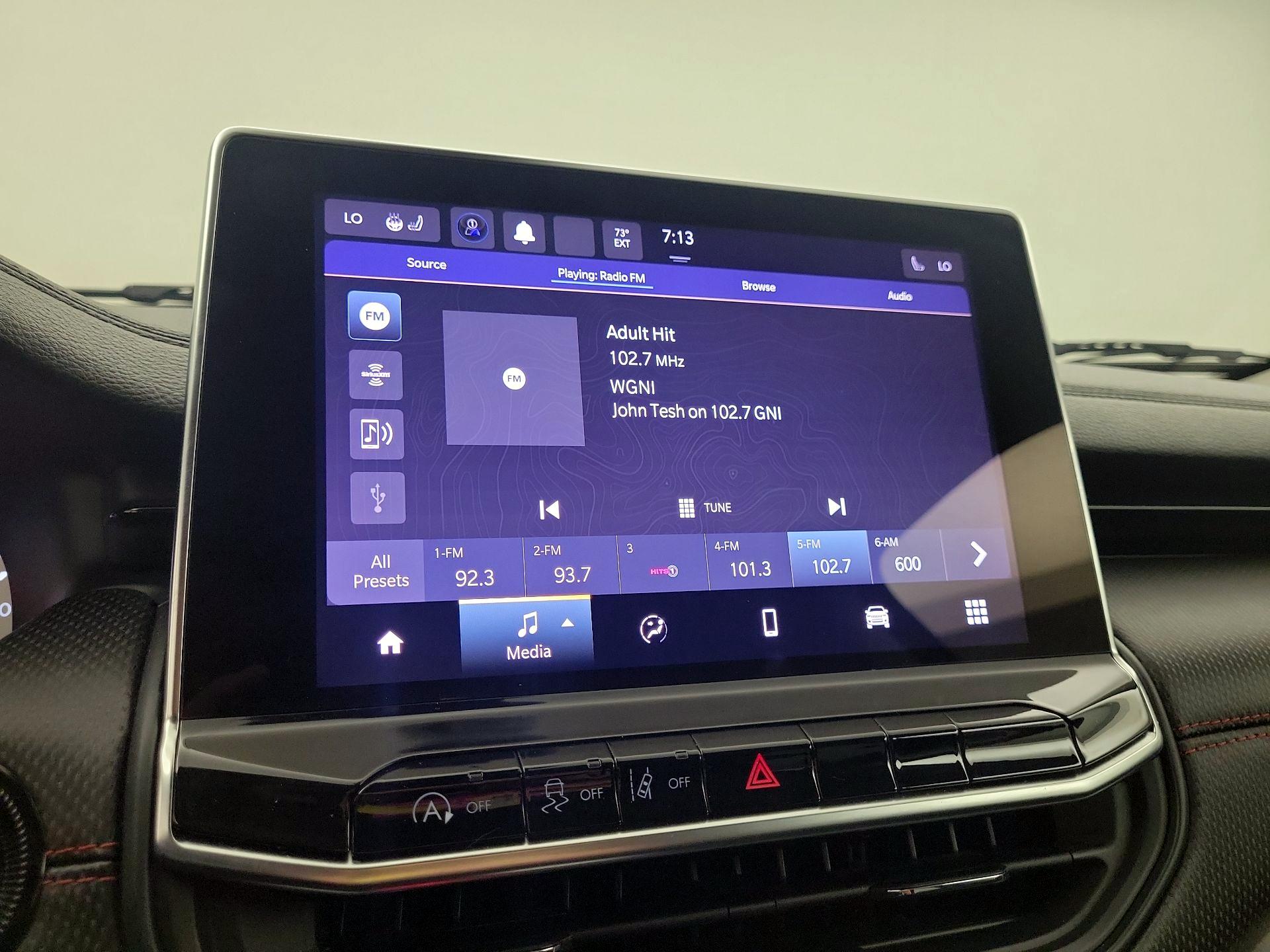 Thumbnail: 2022 Jeep Compass - 15