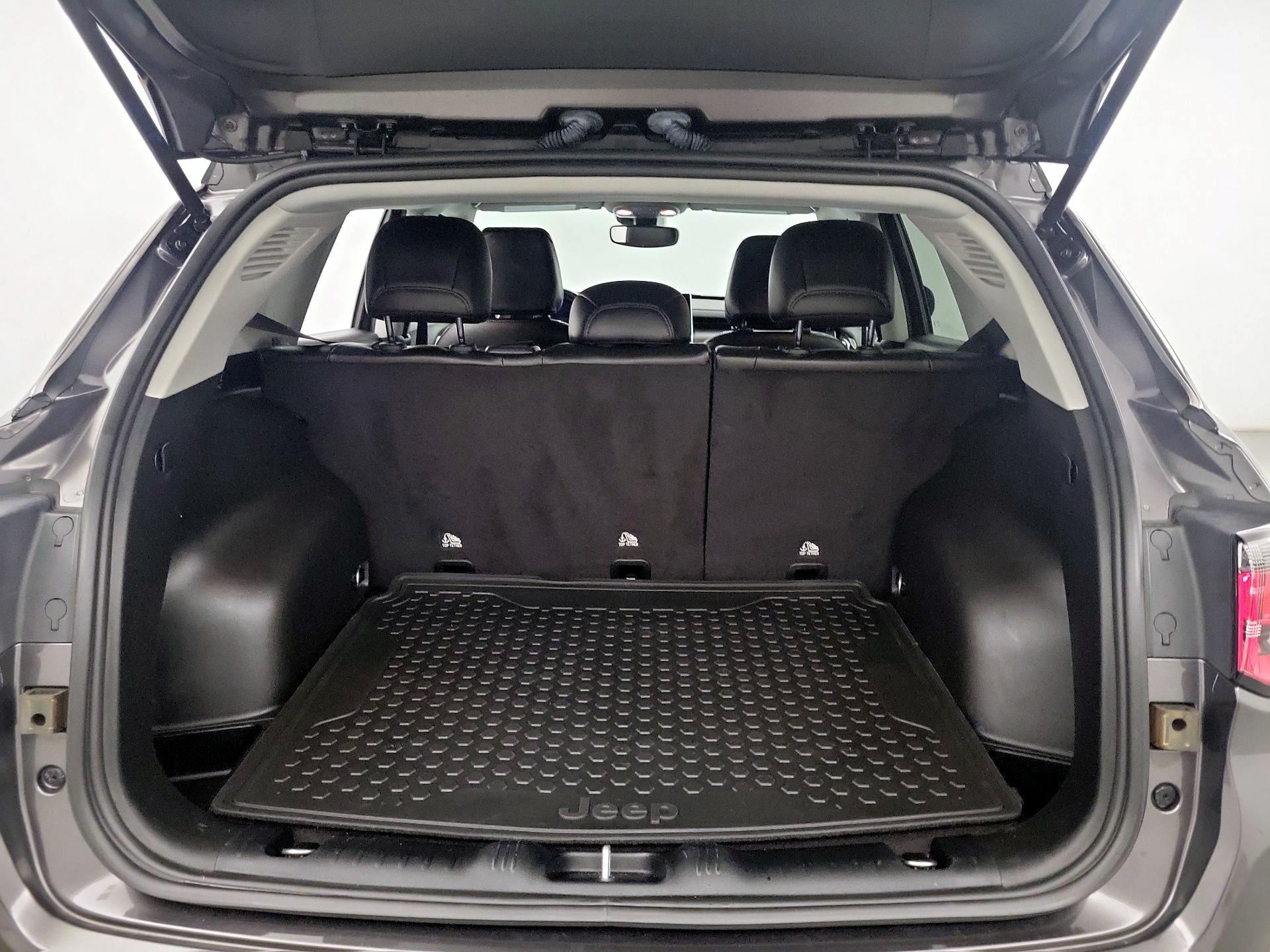 Thumbnail: 2022 Jeep Compass - 20