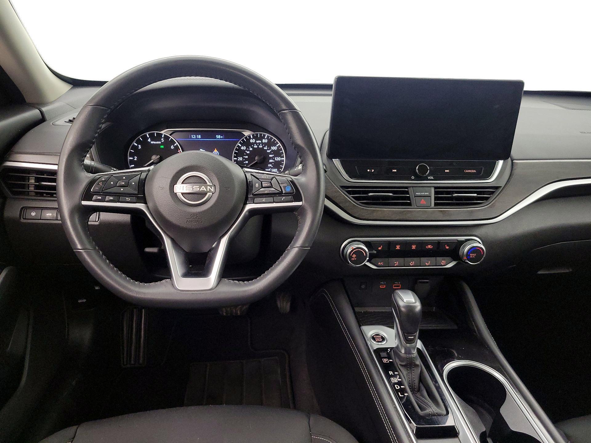 Thumbnail: 2023 Nissan Altima - 10