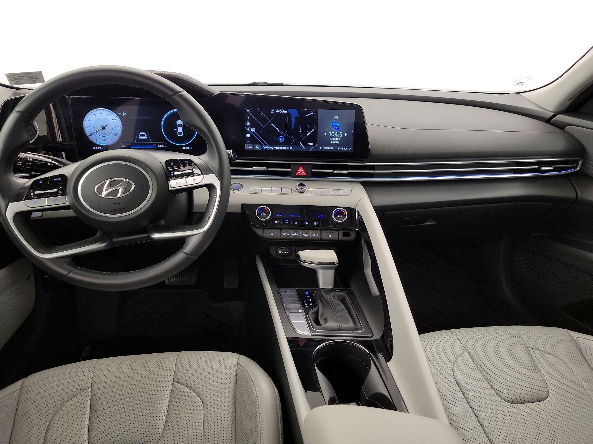 Thumbnail: 2023 Hyundai Elantra - 9